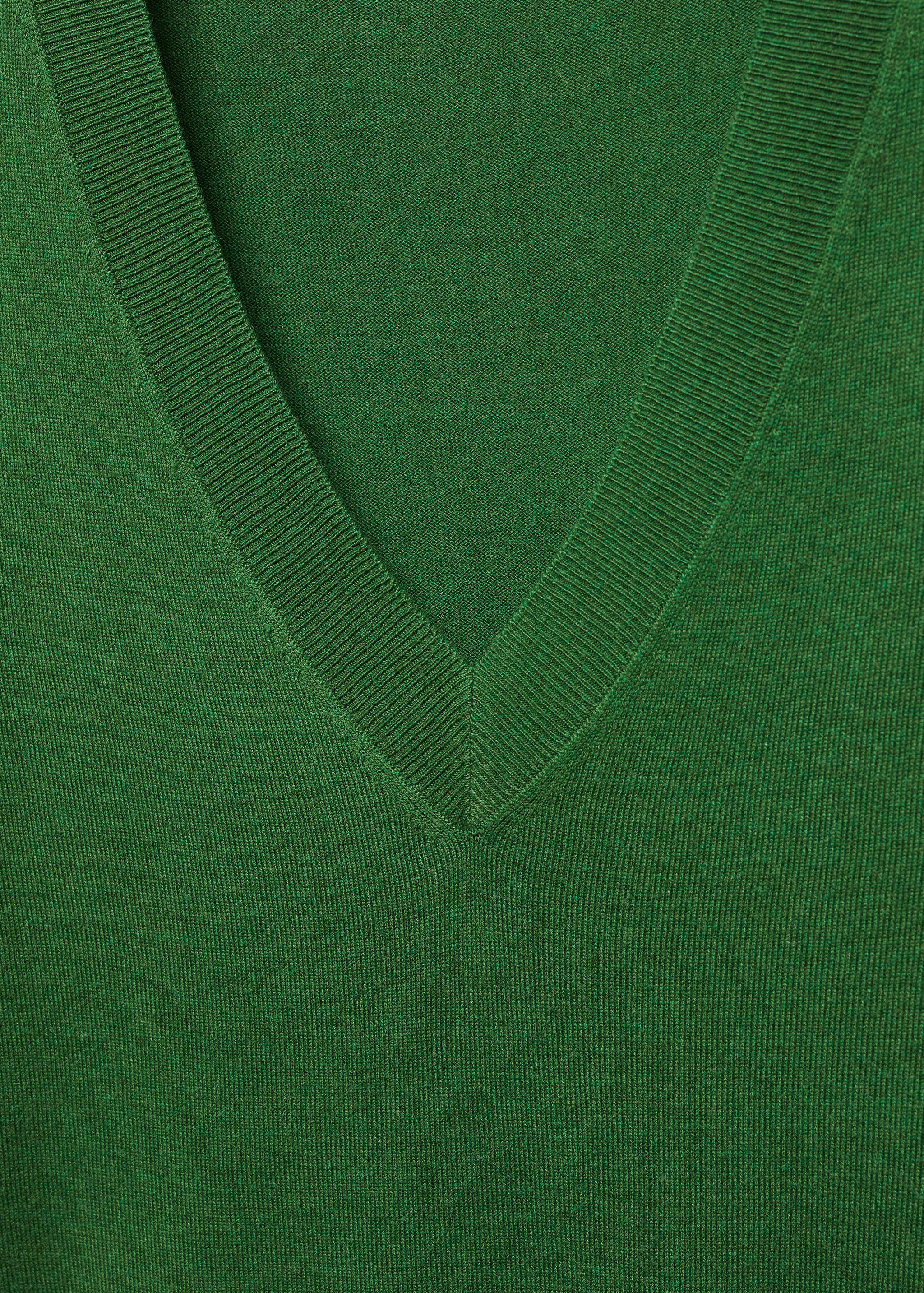 Fine-knit V-neck sweater - Details of the article 8