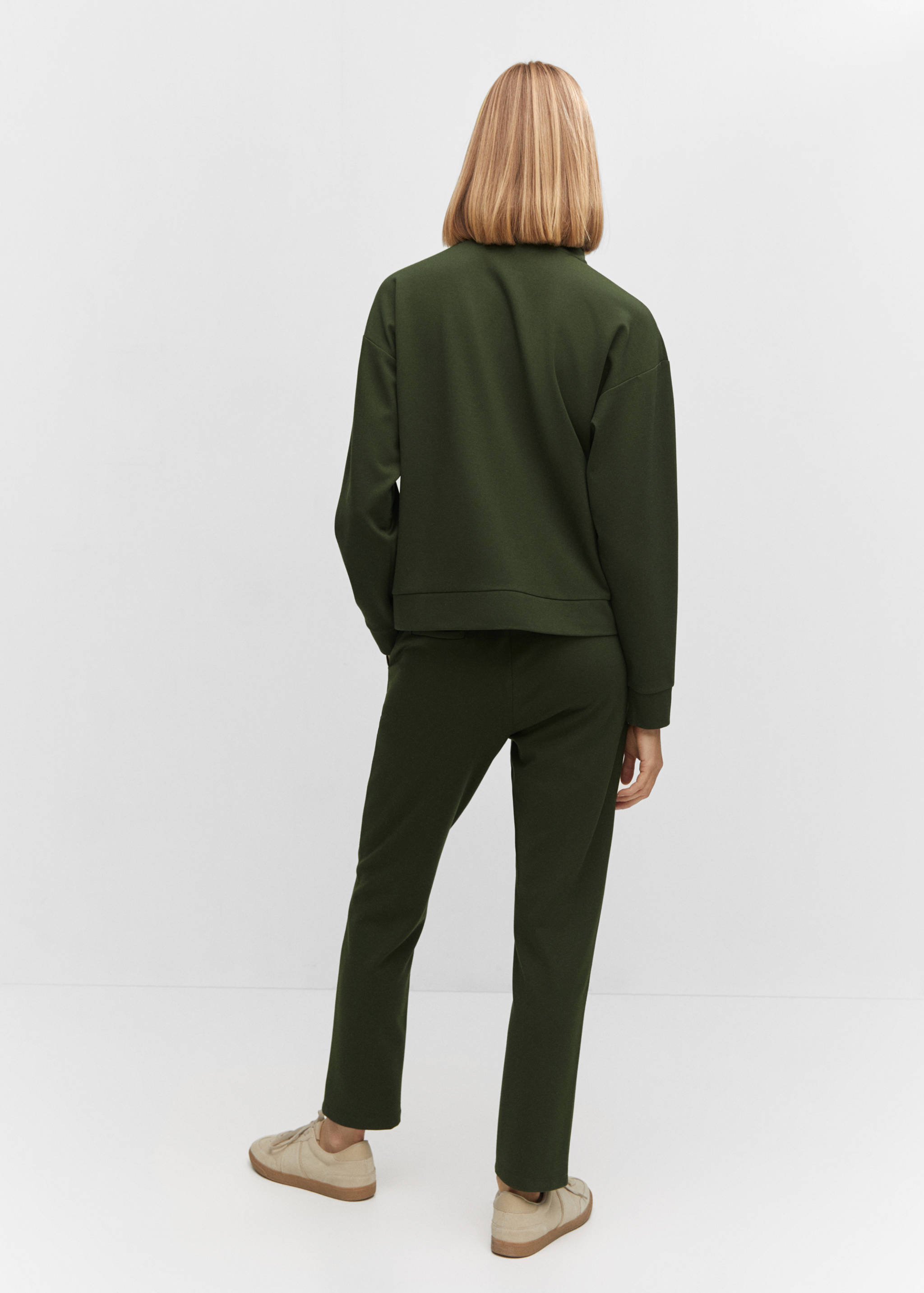 Pantalón jogger bolsillos - Reverso del artículo