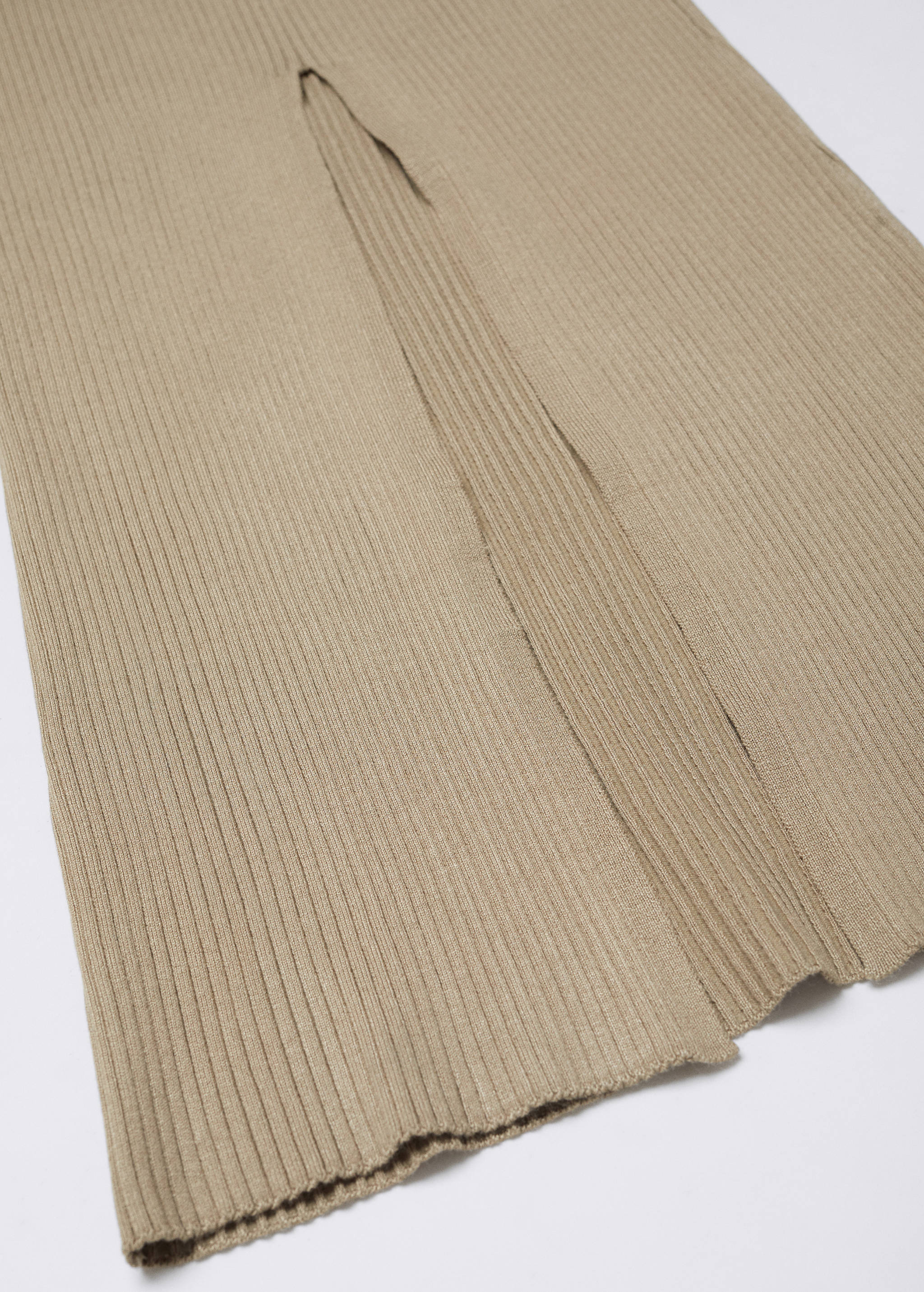 Ribbed knit dress with opening - Details of the article 8