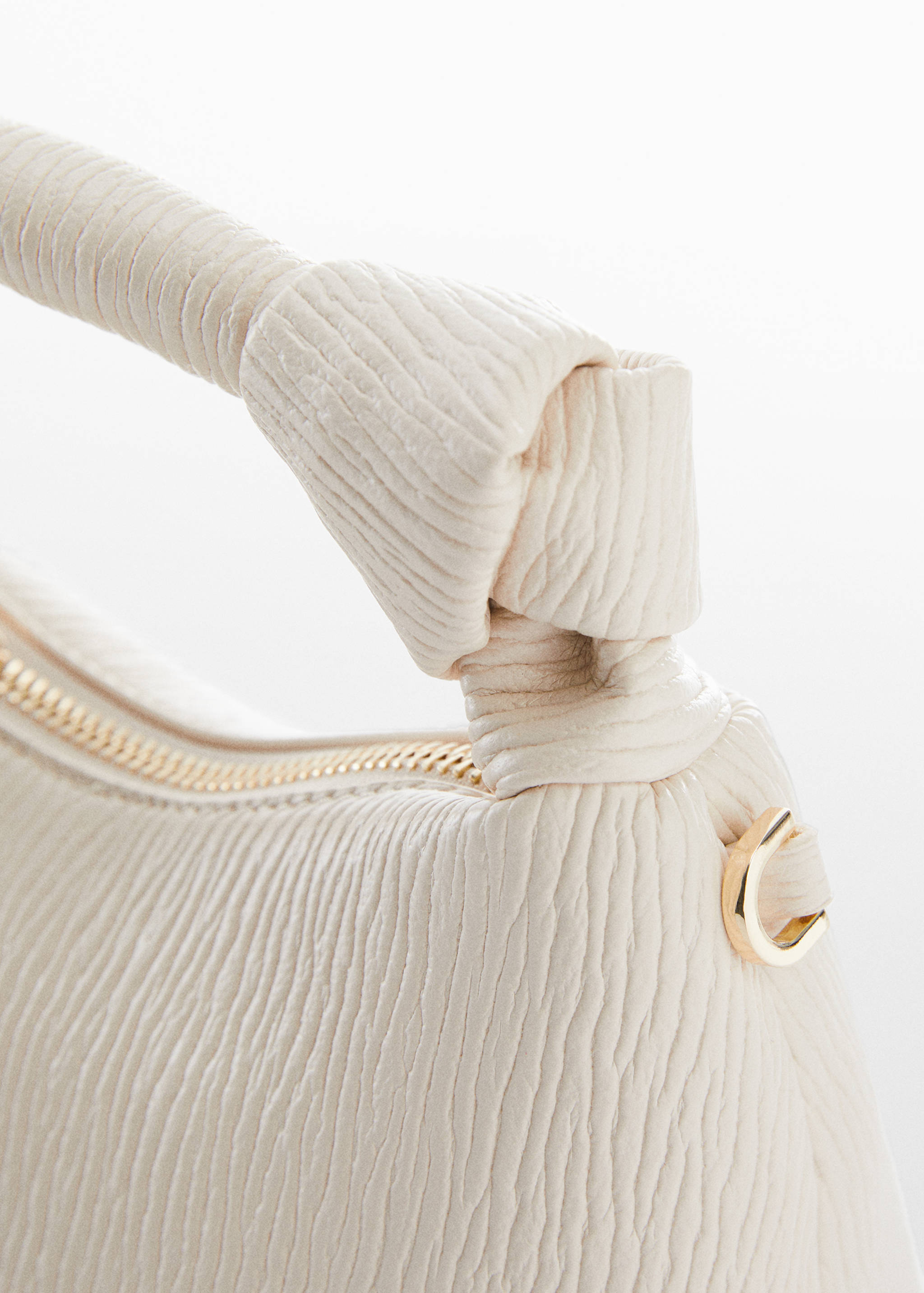 Textured knot handle bag - Details of the article 2