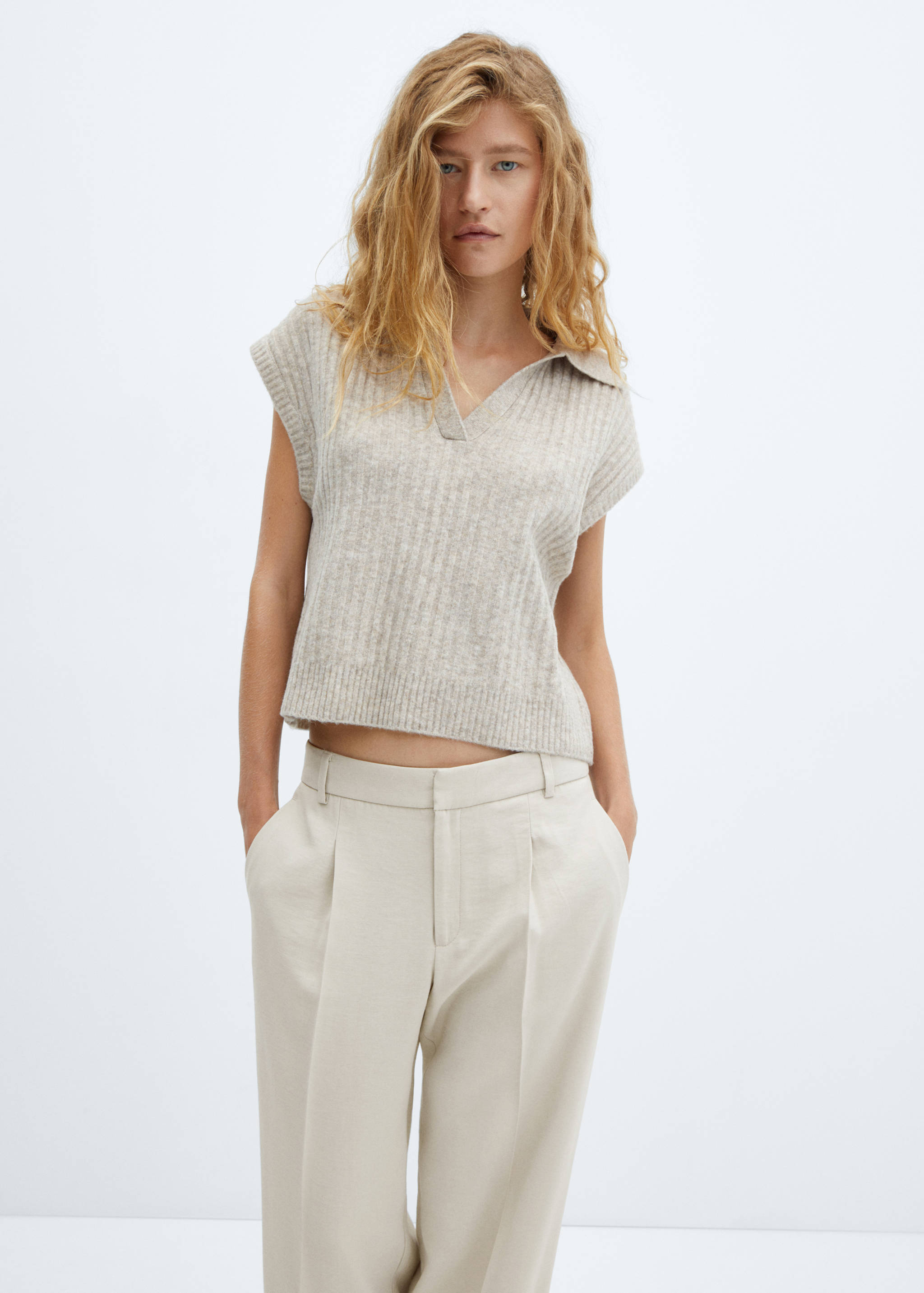 Straight-fit pleated trousers - Details of the article 1
