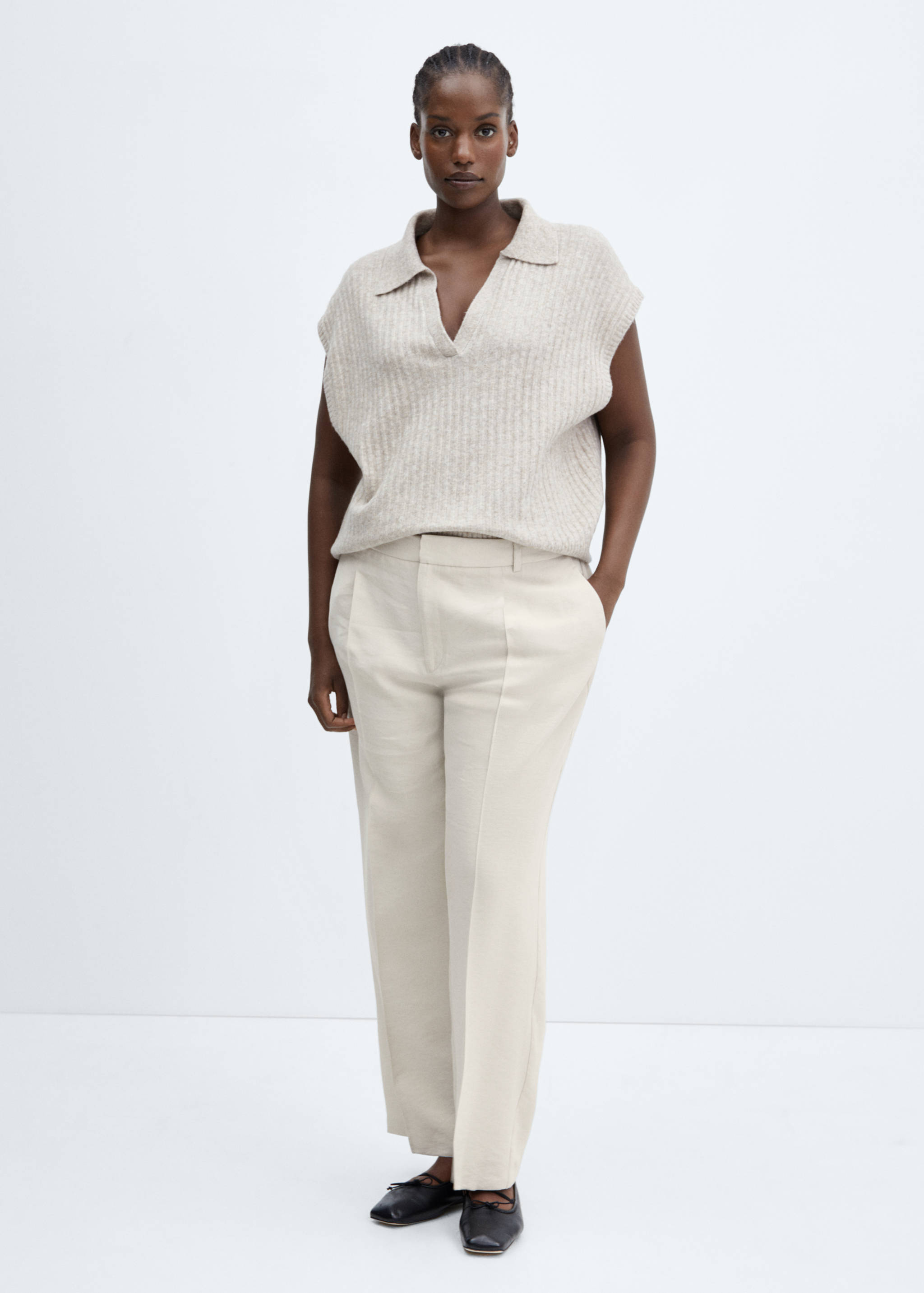 Straight-fit pleated trousers - Details of the article 3