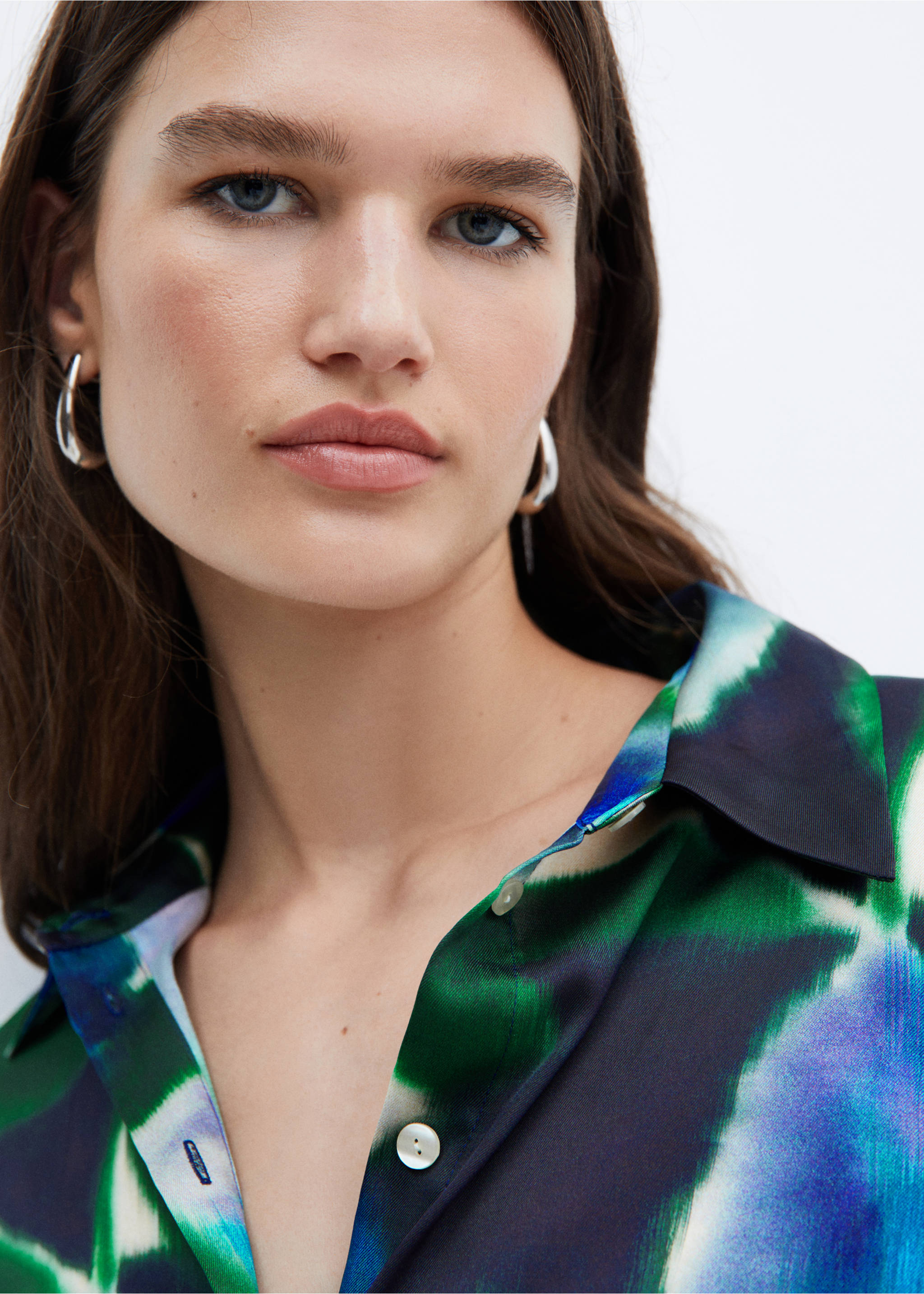 Printed shirt dress - Details of the article 1, Green. Ref: 57065812-00.