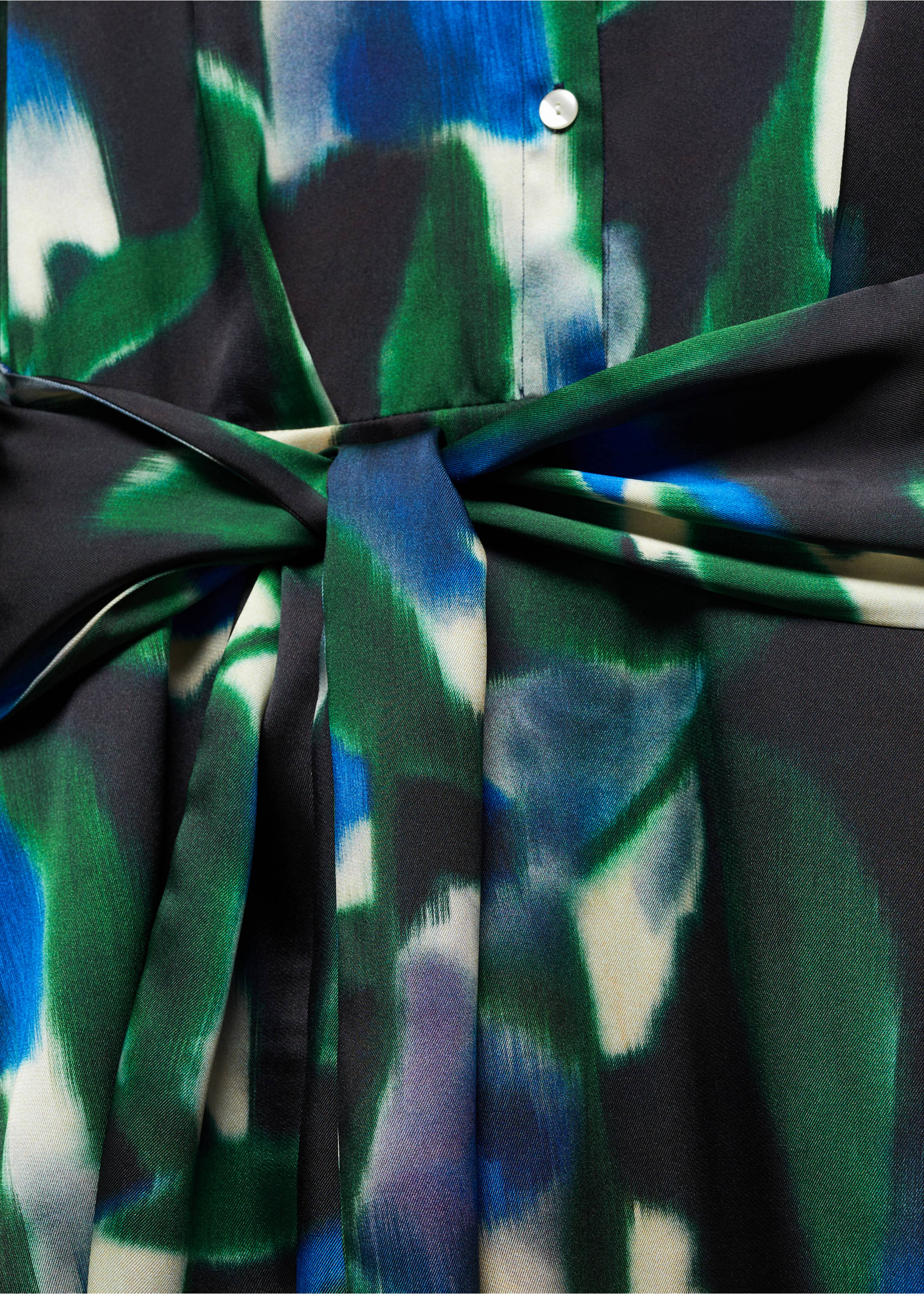 Printed shirt dress - Details of the article 8, Green. Ref: 57065812-00.