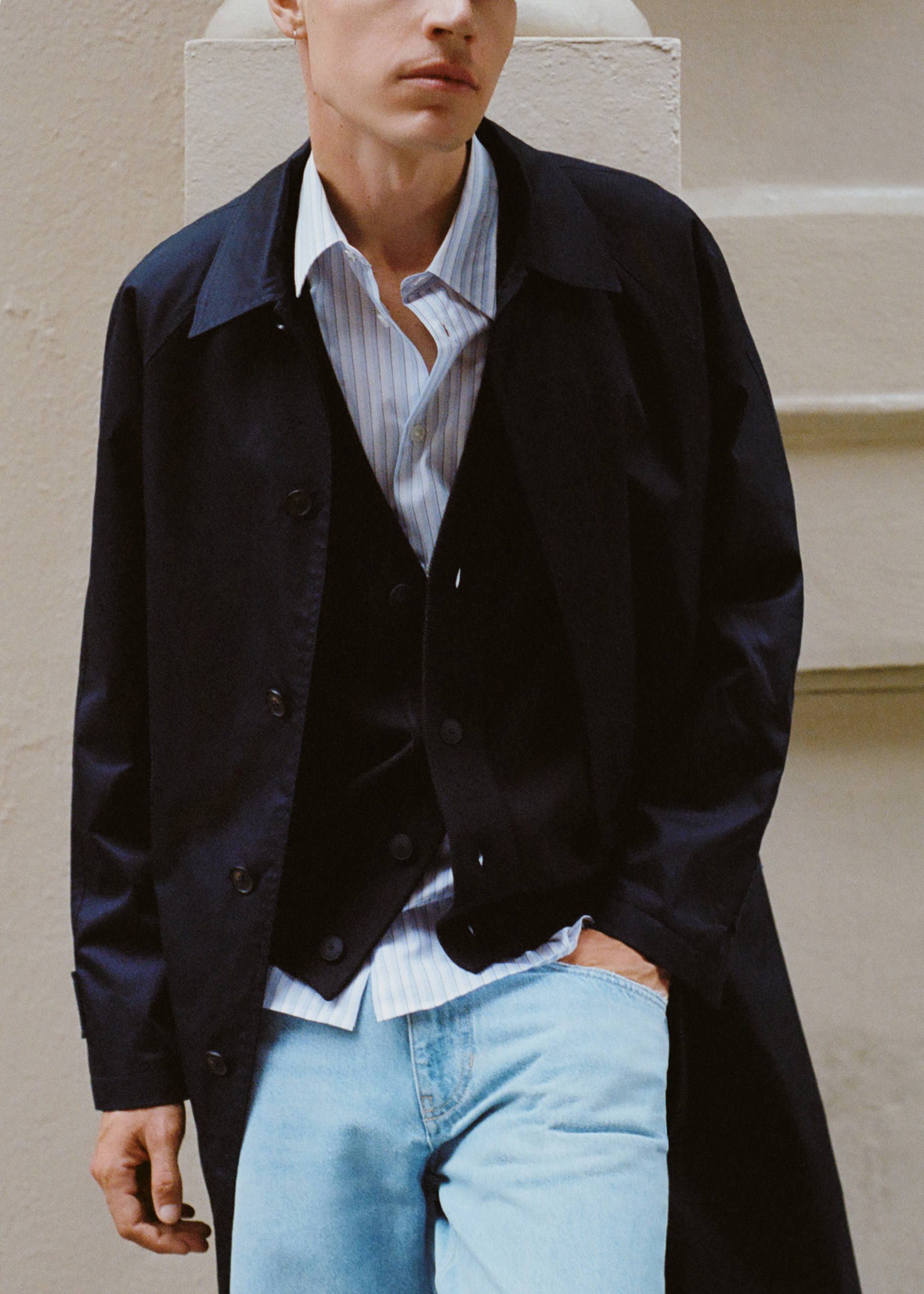 Relaxed-fit cotton trench coat - Details of the article 6