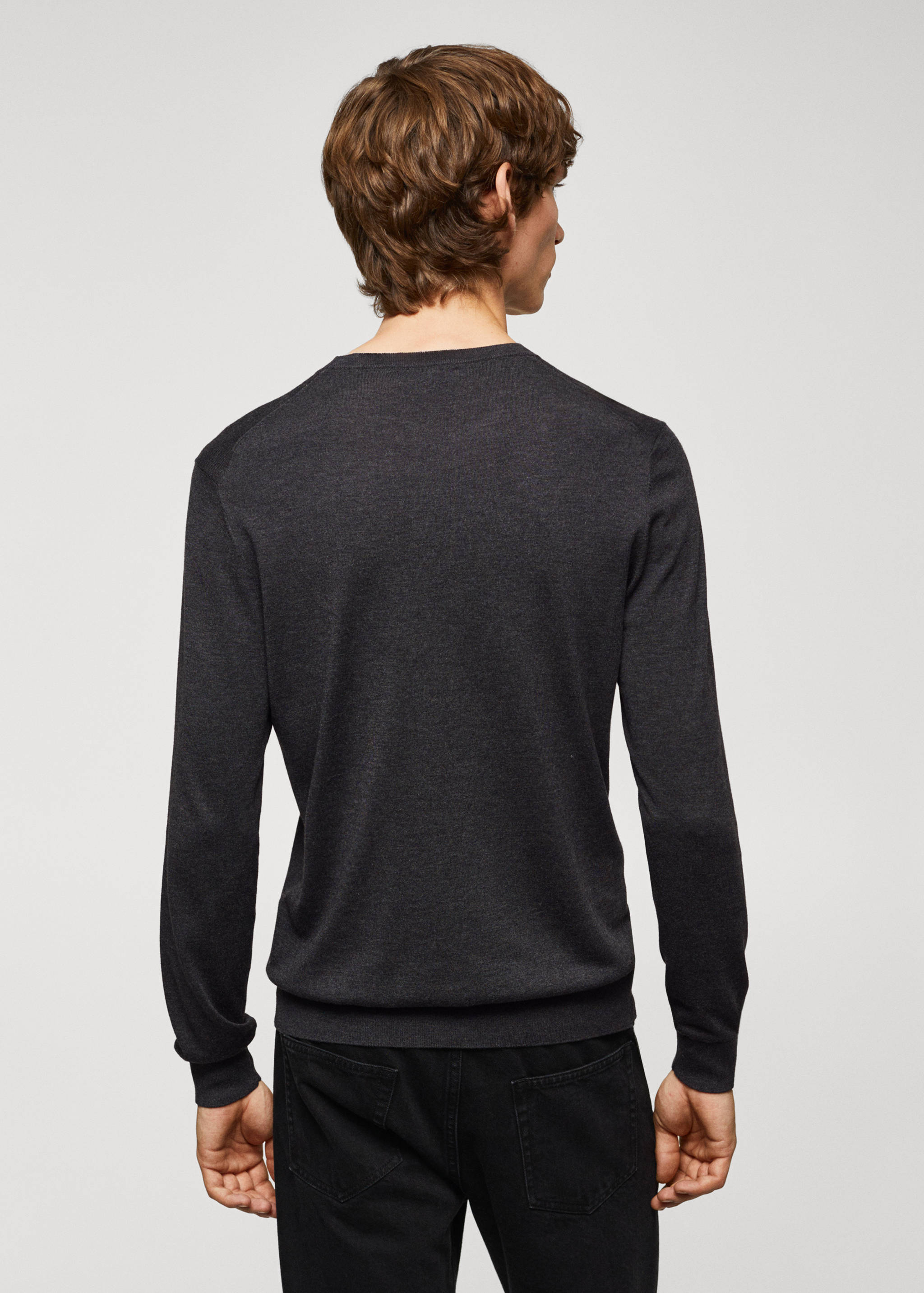 Modal ve ipek kumaşlı ince kazak - Ürünün arkası