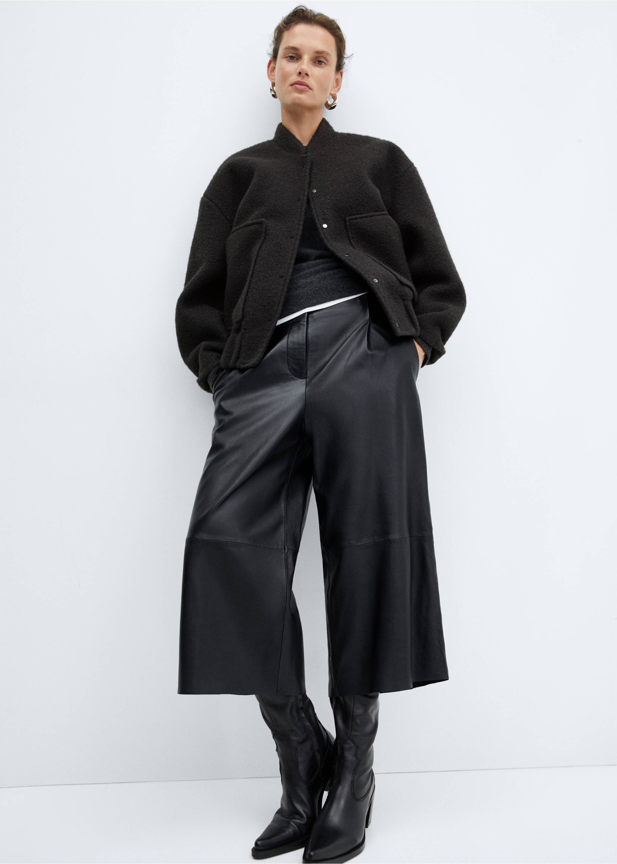 Oversized bomber jacket - Details of the article 4, Grey. Ref: 57065988-00.
