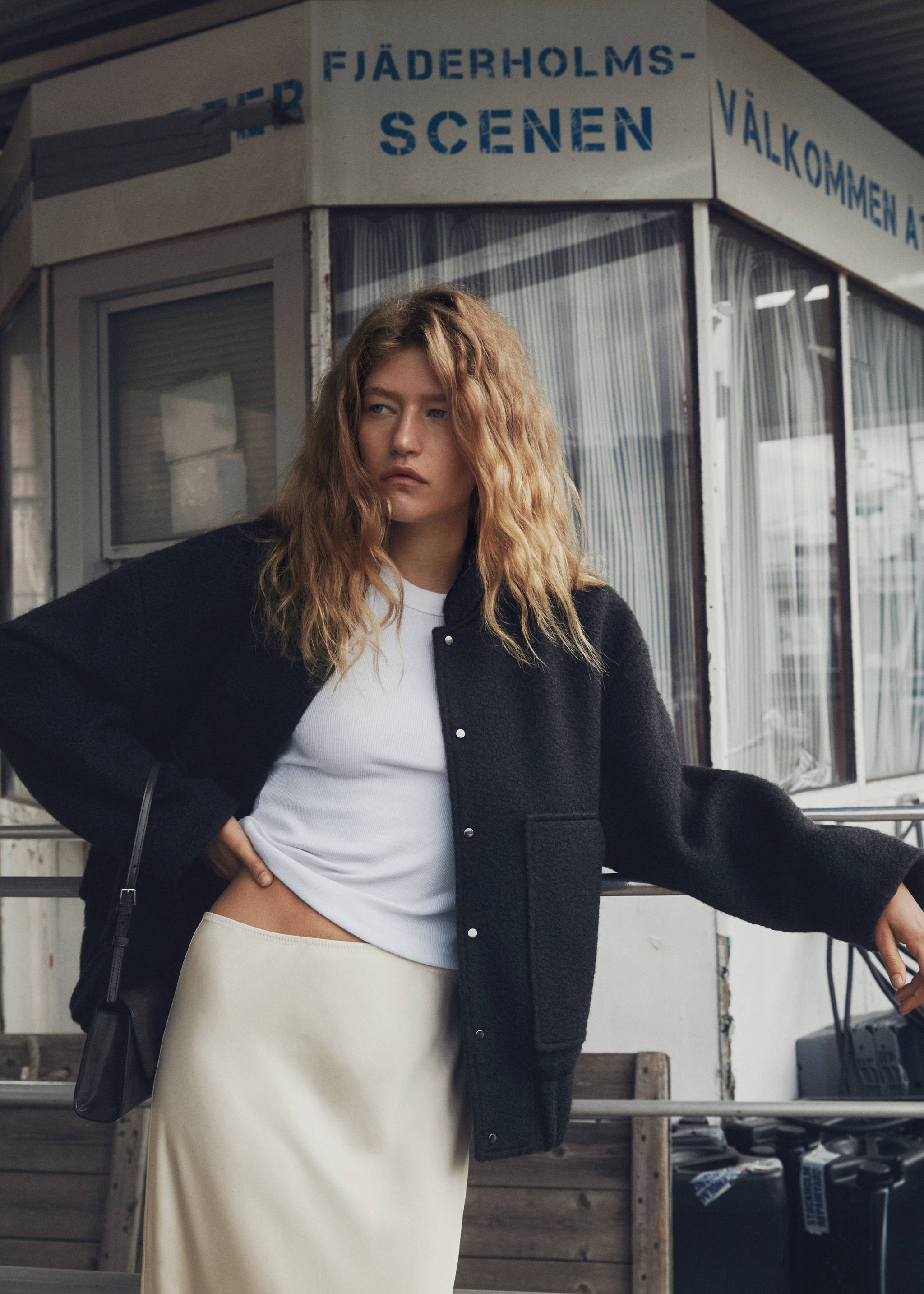 Oversized bomber jacket - Details of the article 3, Grey. Ref: 57065988-00.