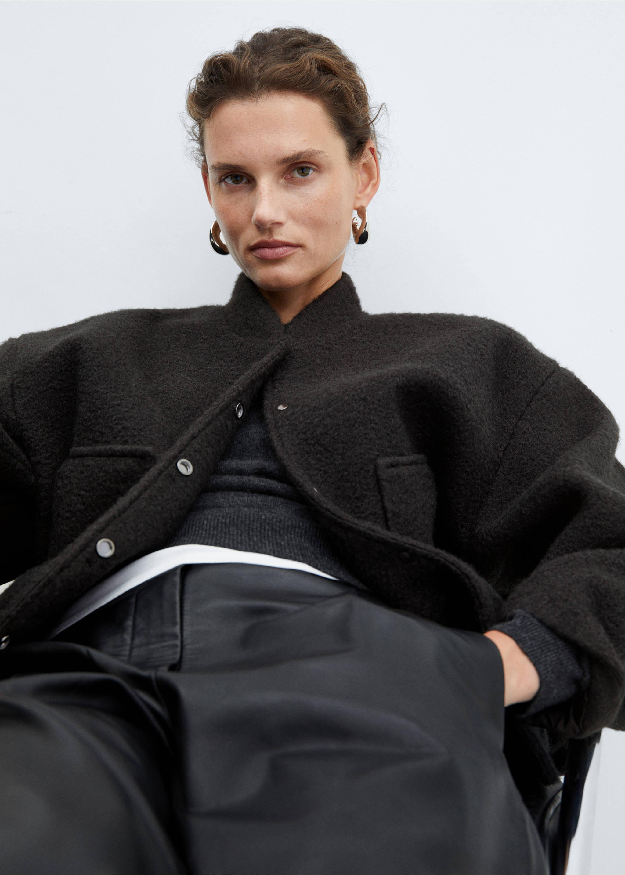 Oversized bomber jacket - Details of the article 2, Grey. Ref: 57065988-00.