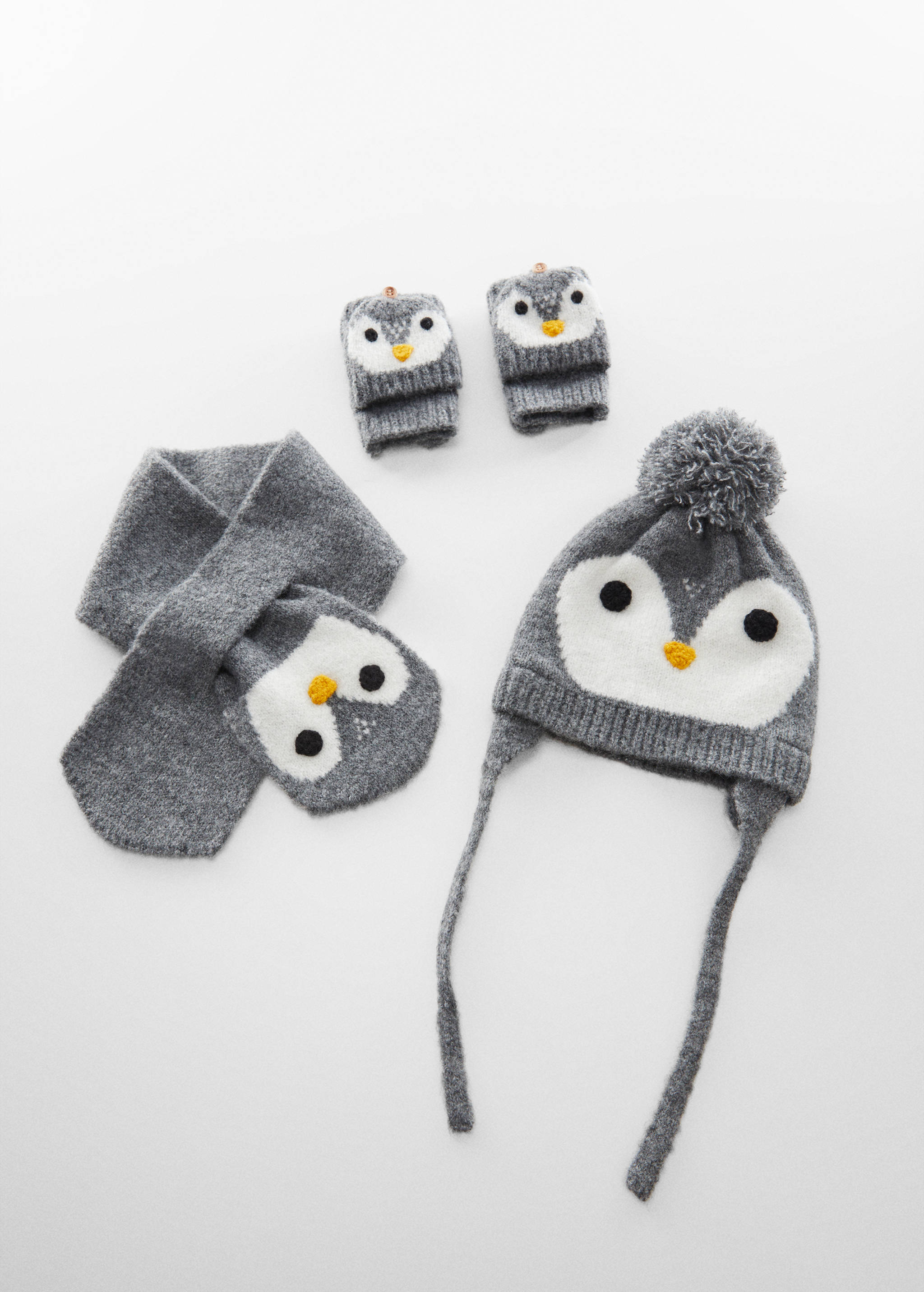 Penguin scarf - Details of the article 2