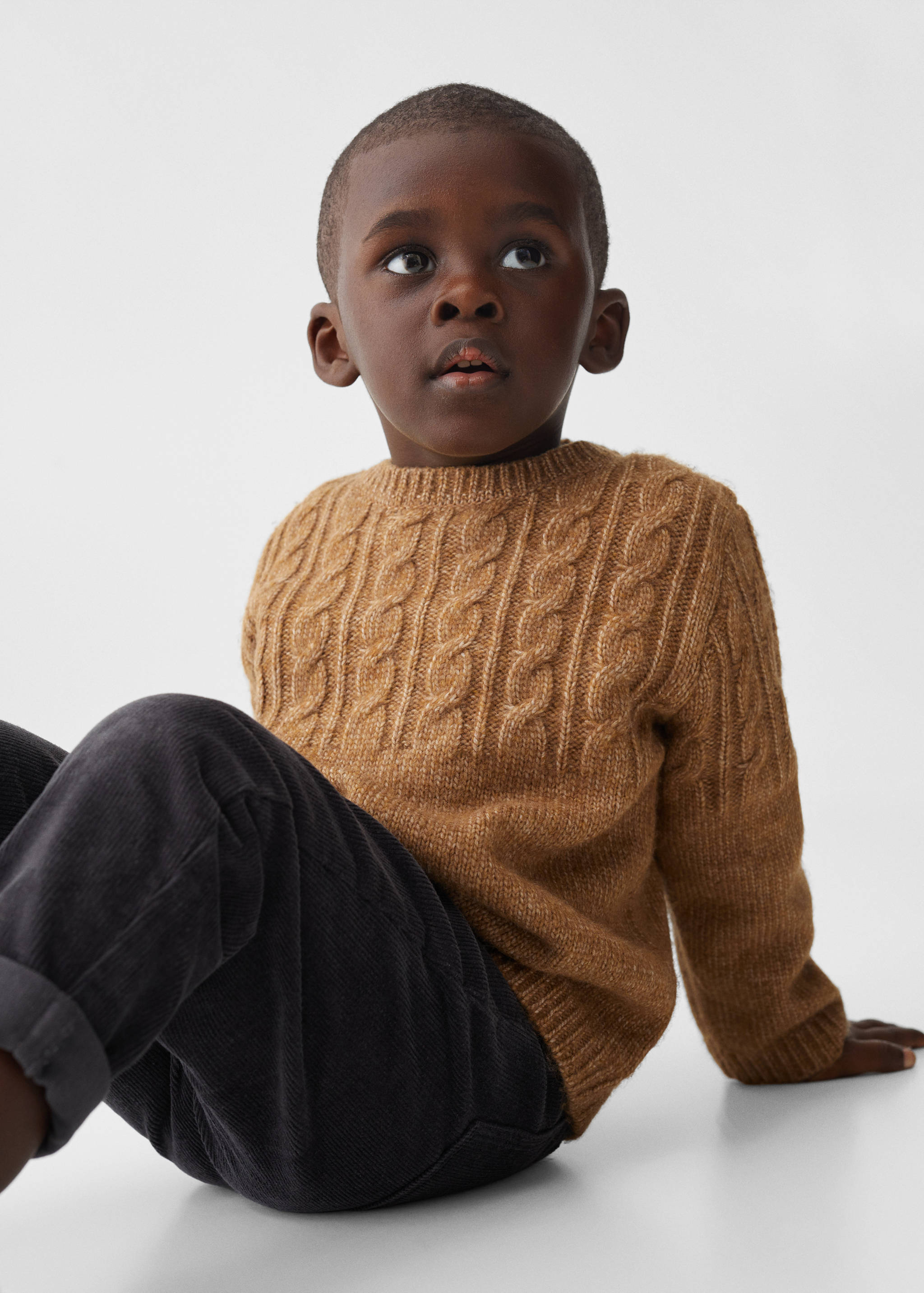 Braided knitted sweater - Medium plane