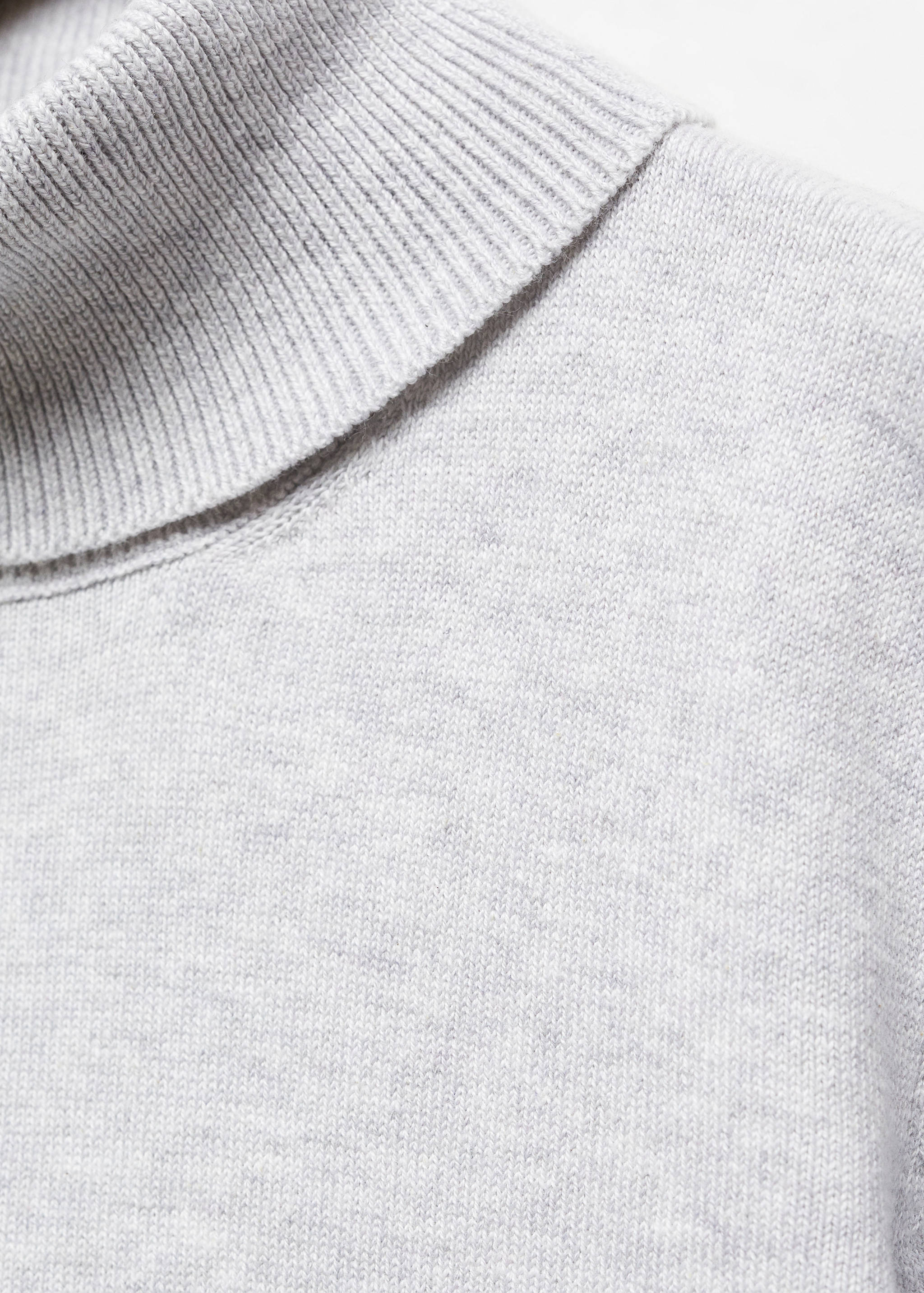 Cable-knit turtleneck sweater - Details of the article 8
