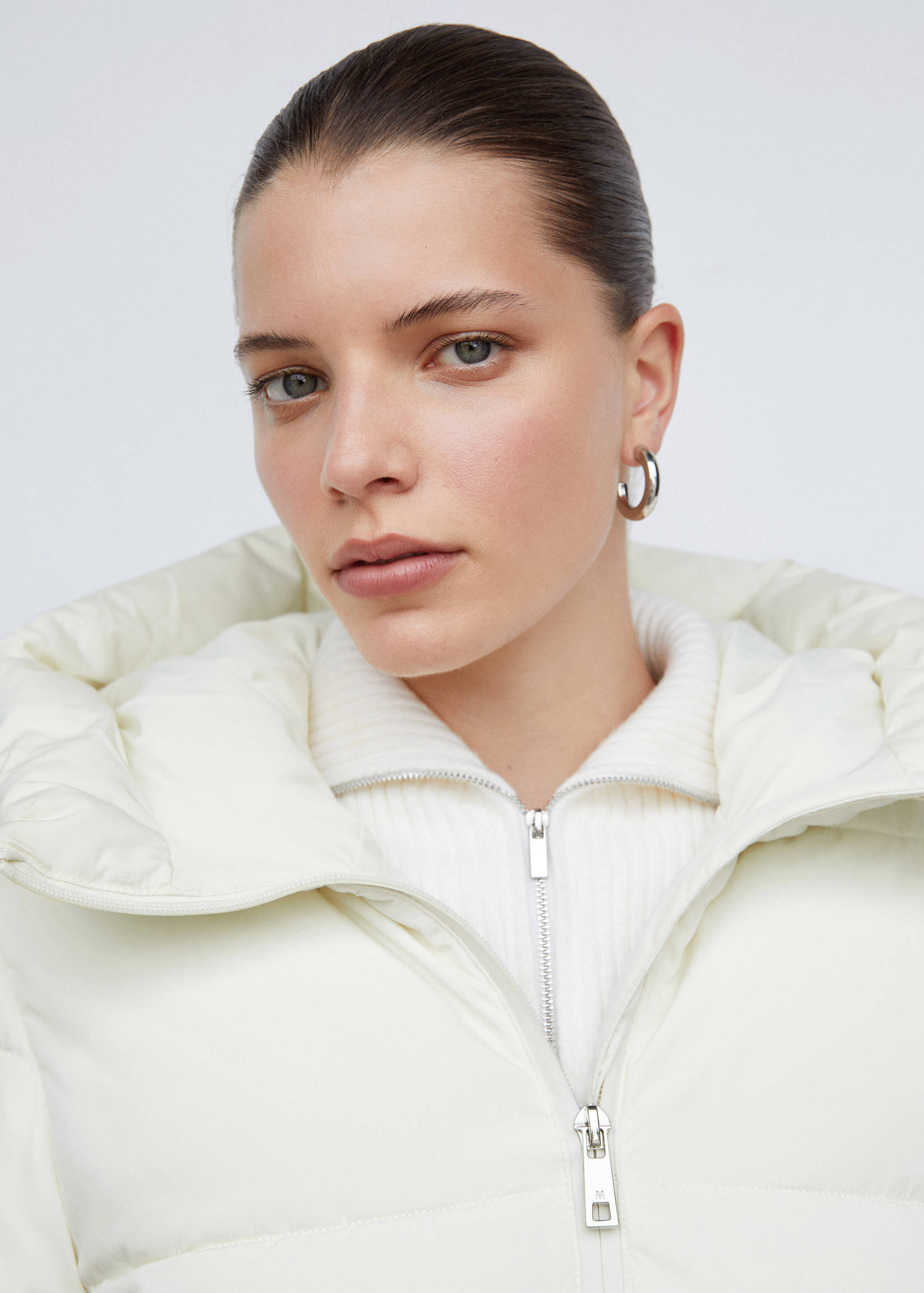 Hood puffer coat - Details of the article 1