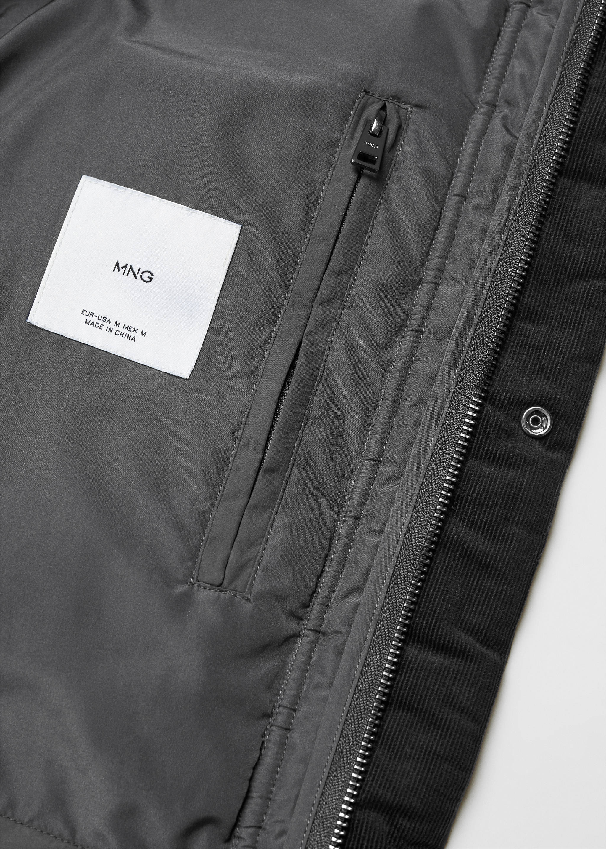 Parka acolchada water repellent - Detalle del artículo 8