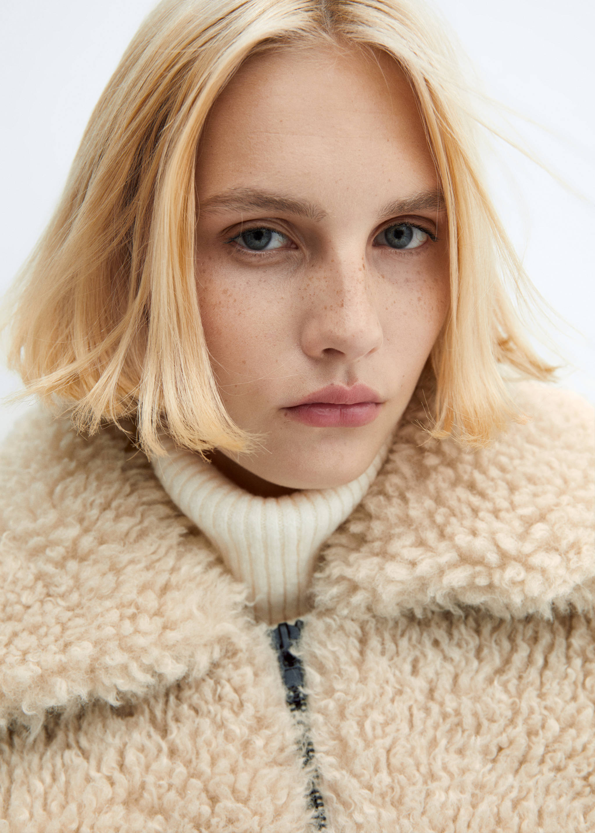 Bomber imitation fourrure - Détail de l'article 1