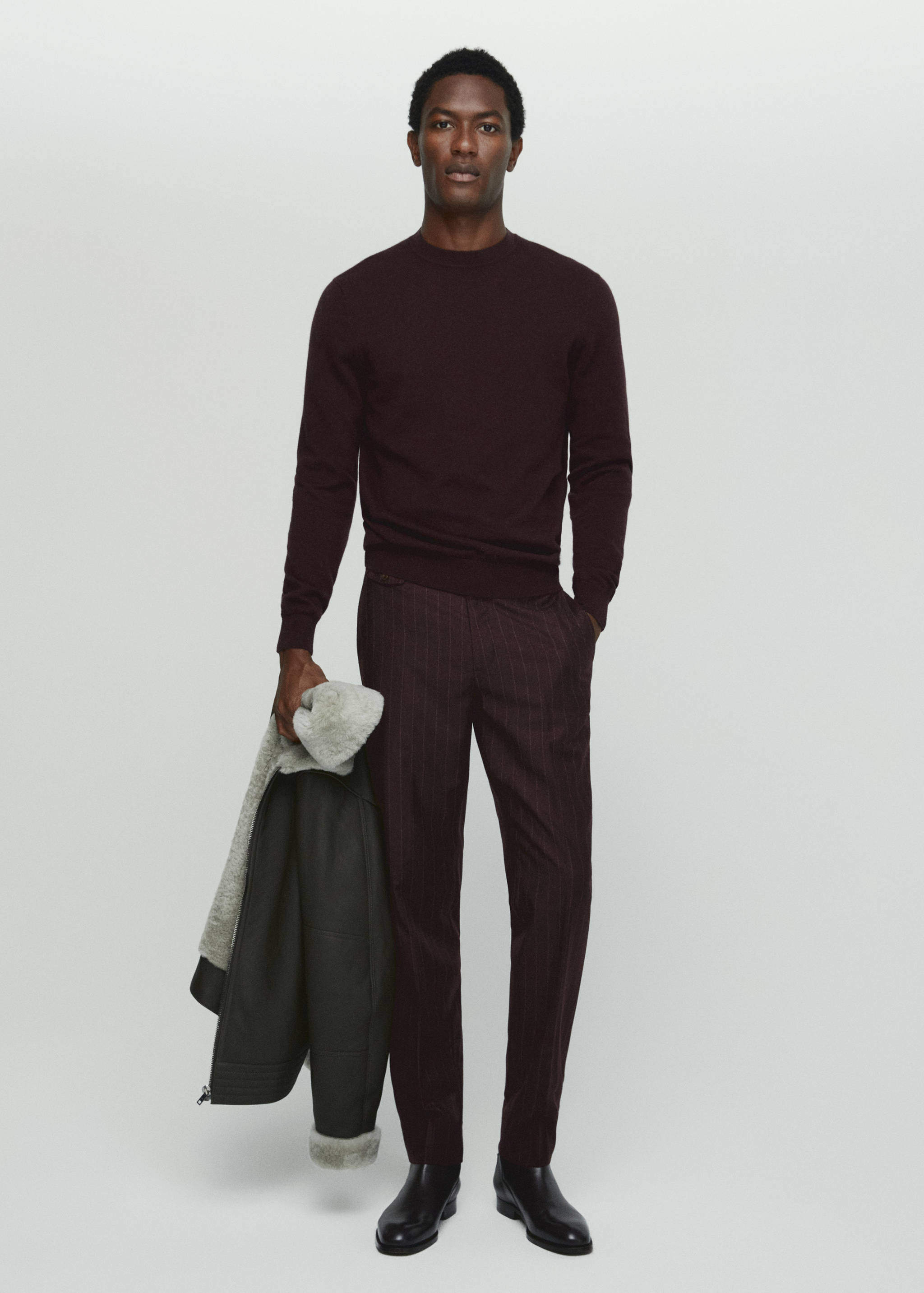 100% cashmere sweater - General plane