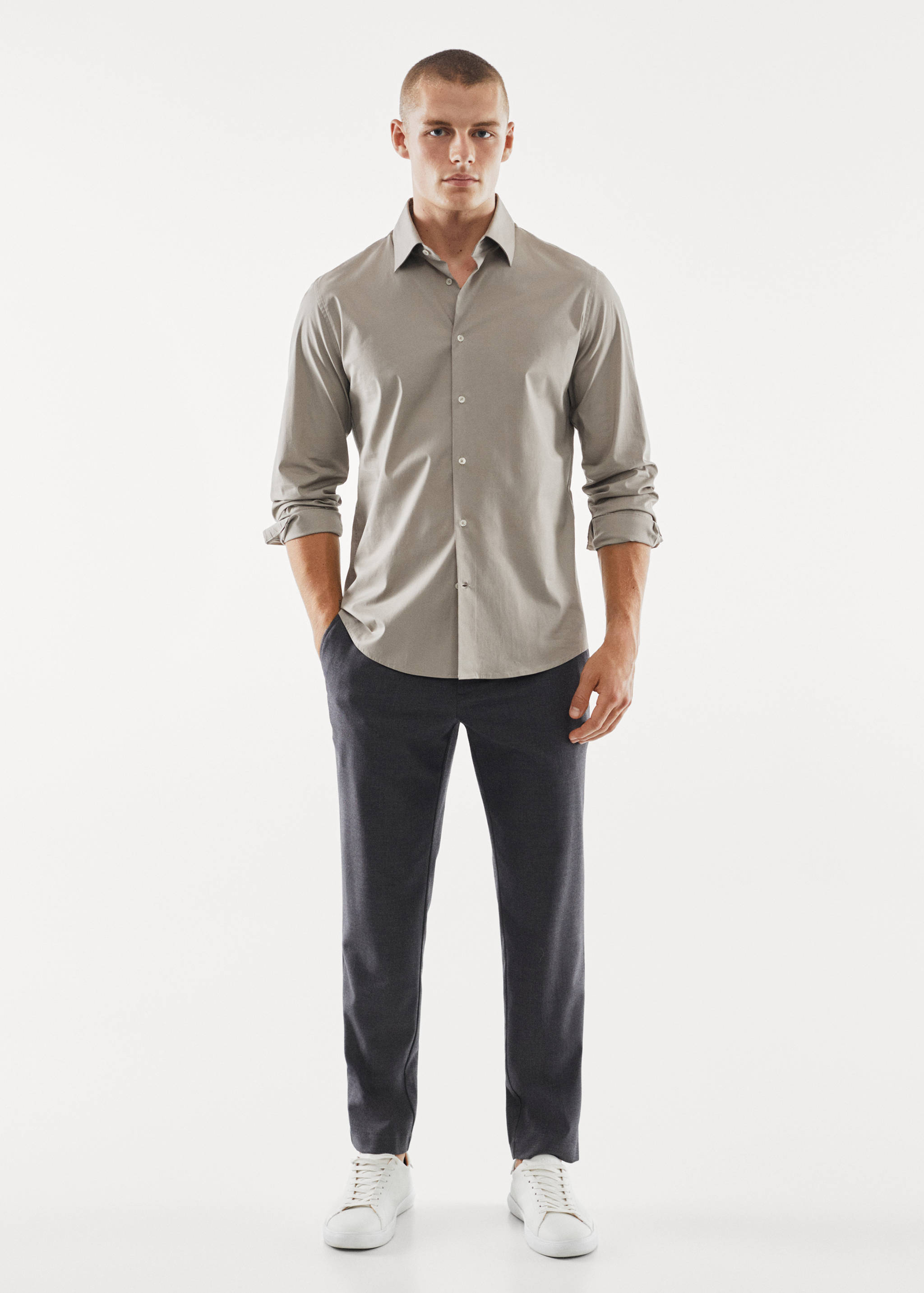 Pantalon slim fit tissu technique - Plan général