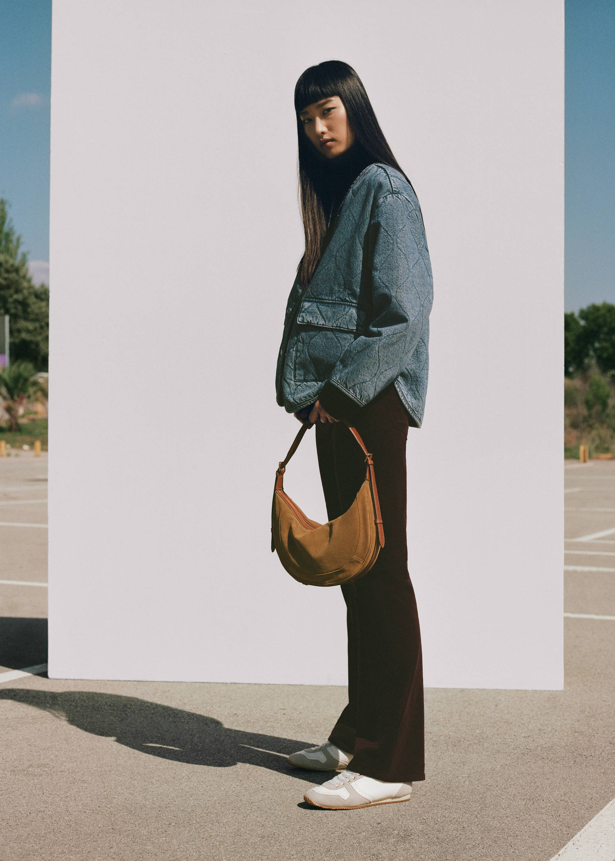 Denim padded jacket - Details of the article 3, Medium Blue. Ref: 57068270-00.