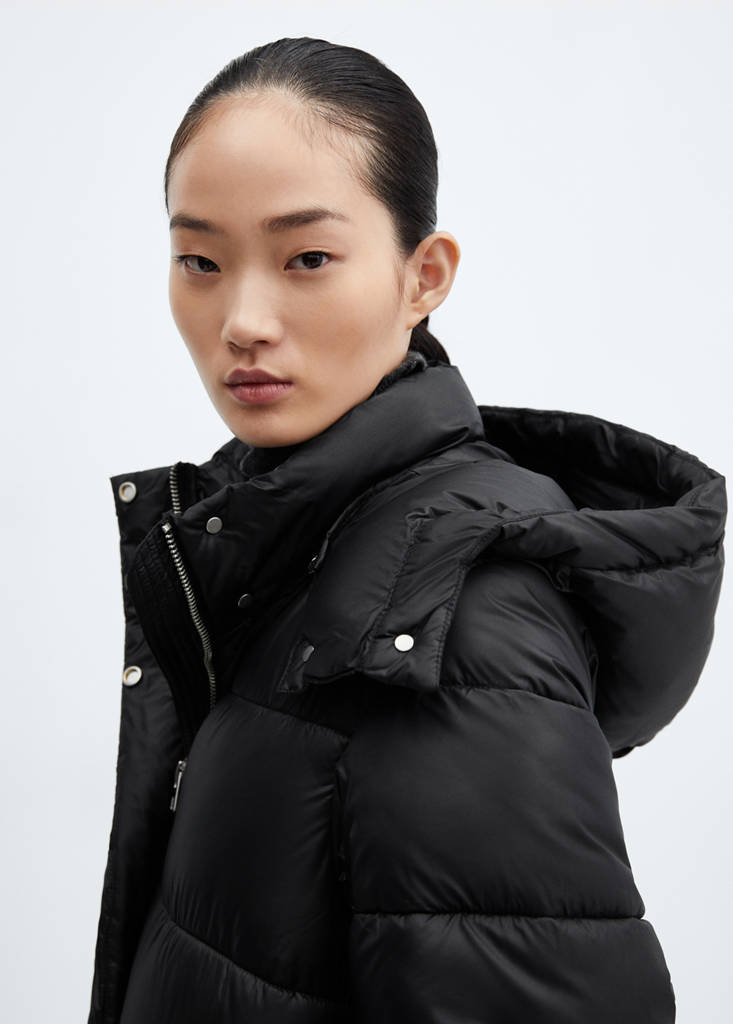 Water-repellent hood puffer coat — Black