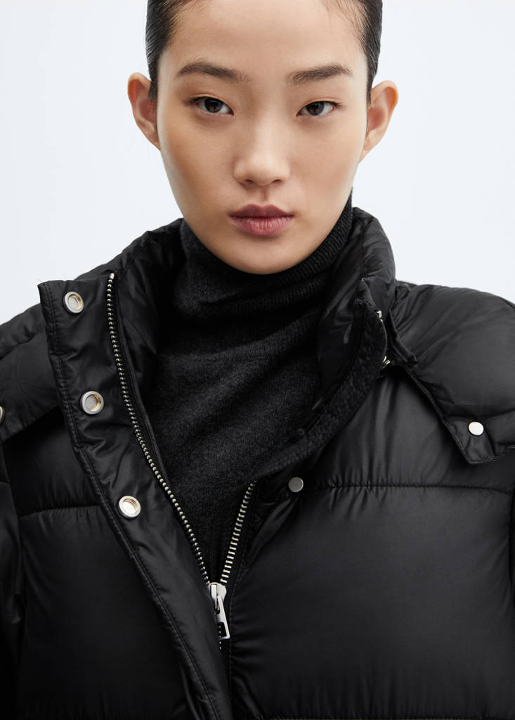 Water-repellent hood puffer coat — Black
