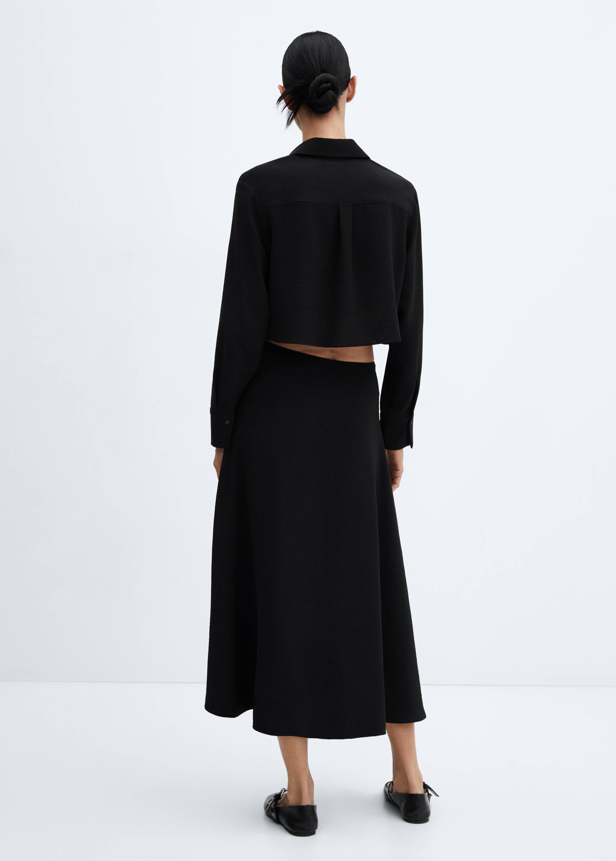 飘逸短款衬衫 - null