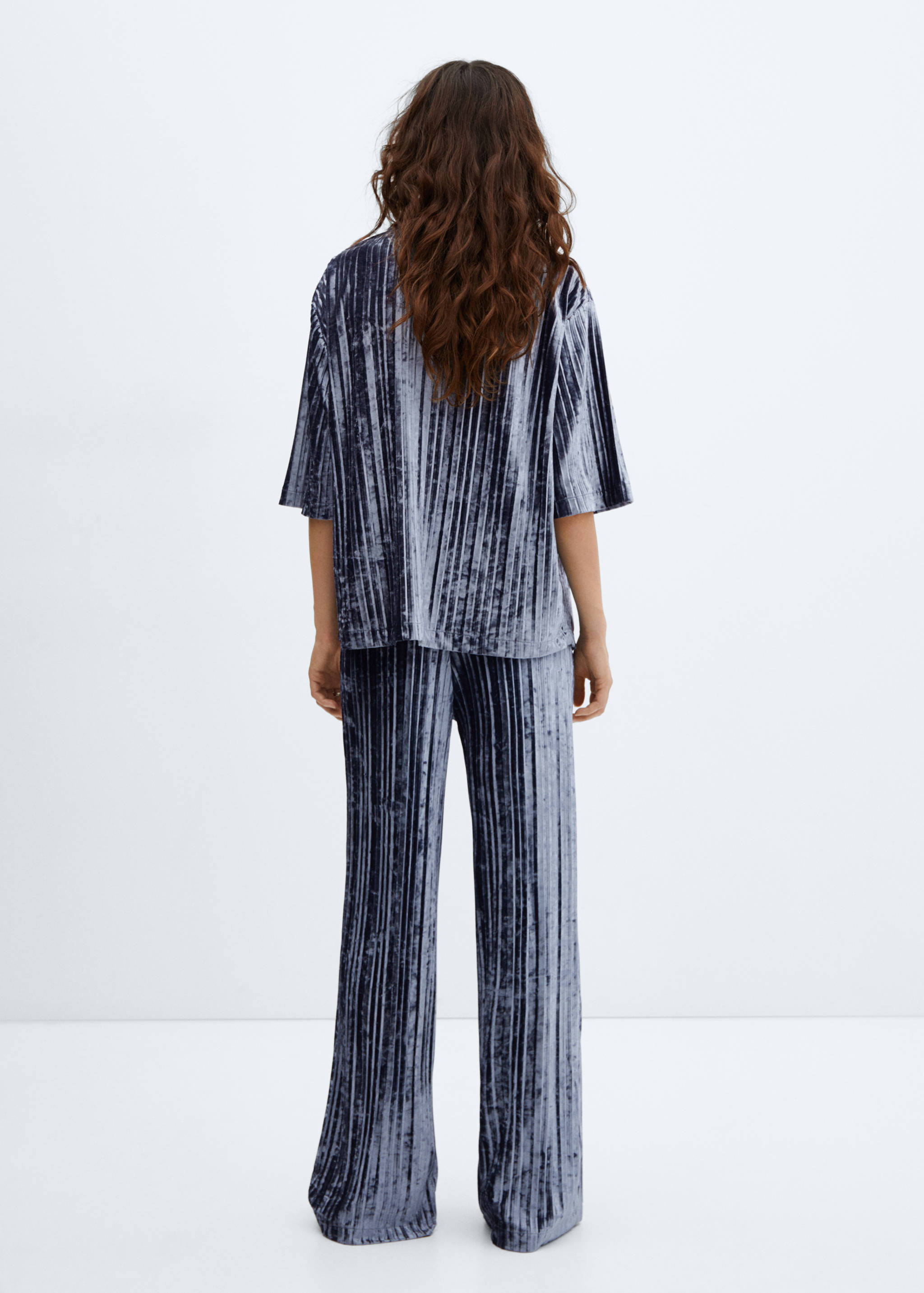 Pantalón plisado terciopelo - Reverso del artículo