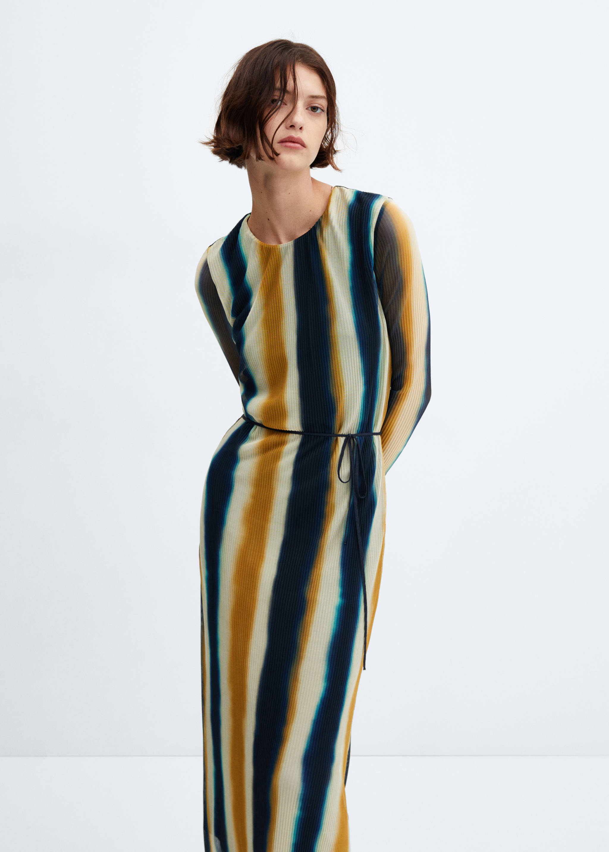 Robe maille filet tie and dye - Plan moyen