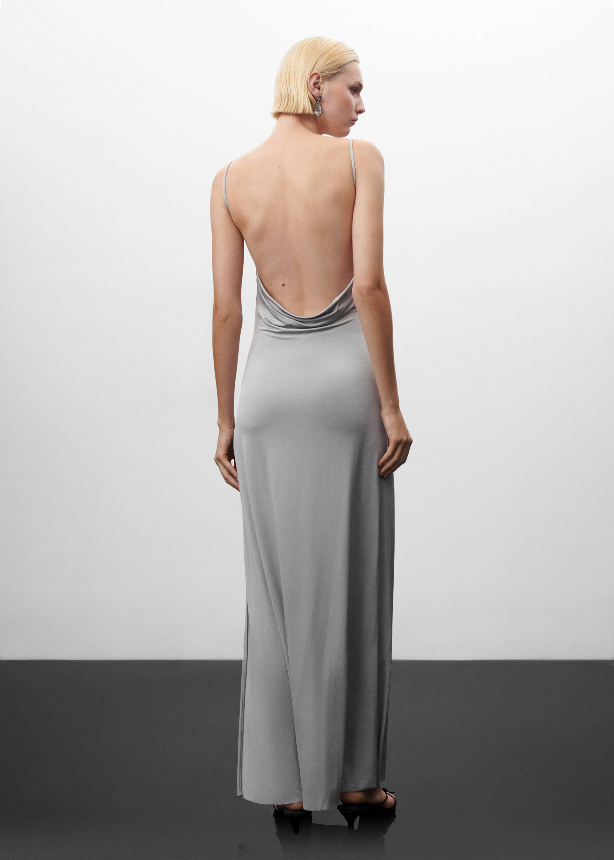 Draped dress with slit - Reverse of the article