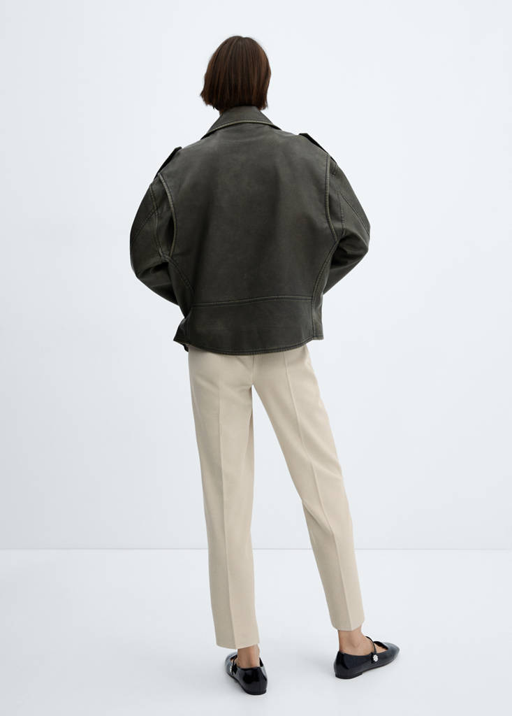 Straight-fit pleated trousers — Beige