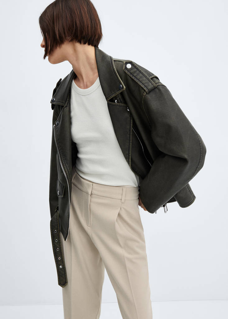 Straight-fit pleated trousers — Beige
