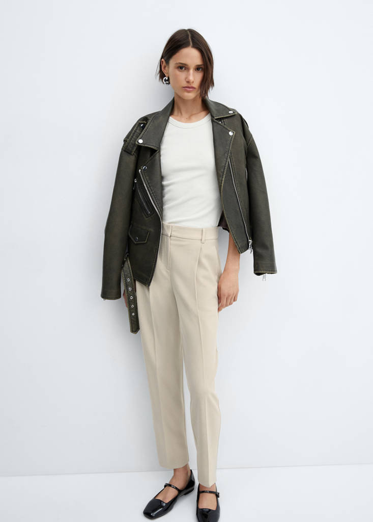 Straight-fit pleated trousers — Beige