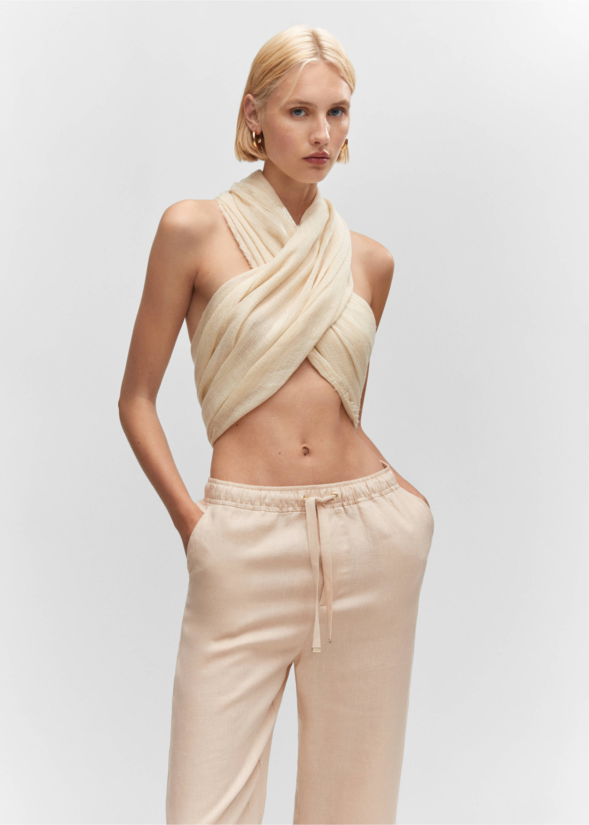 100% linen trousers - Details of the article 1, Light/Pastel Grey. Ref: 57071177-00.