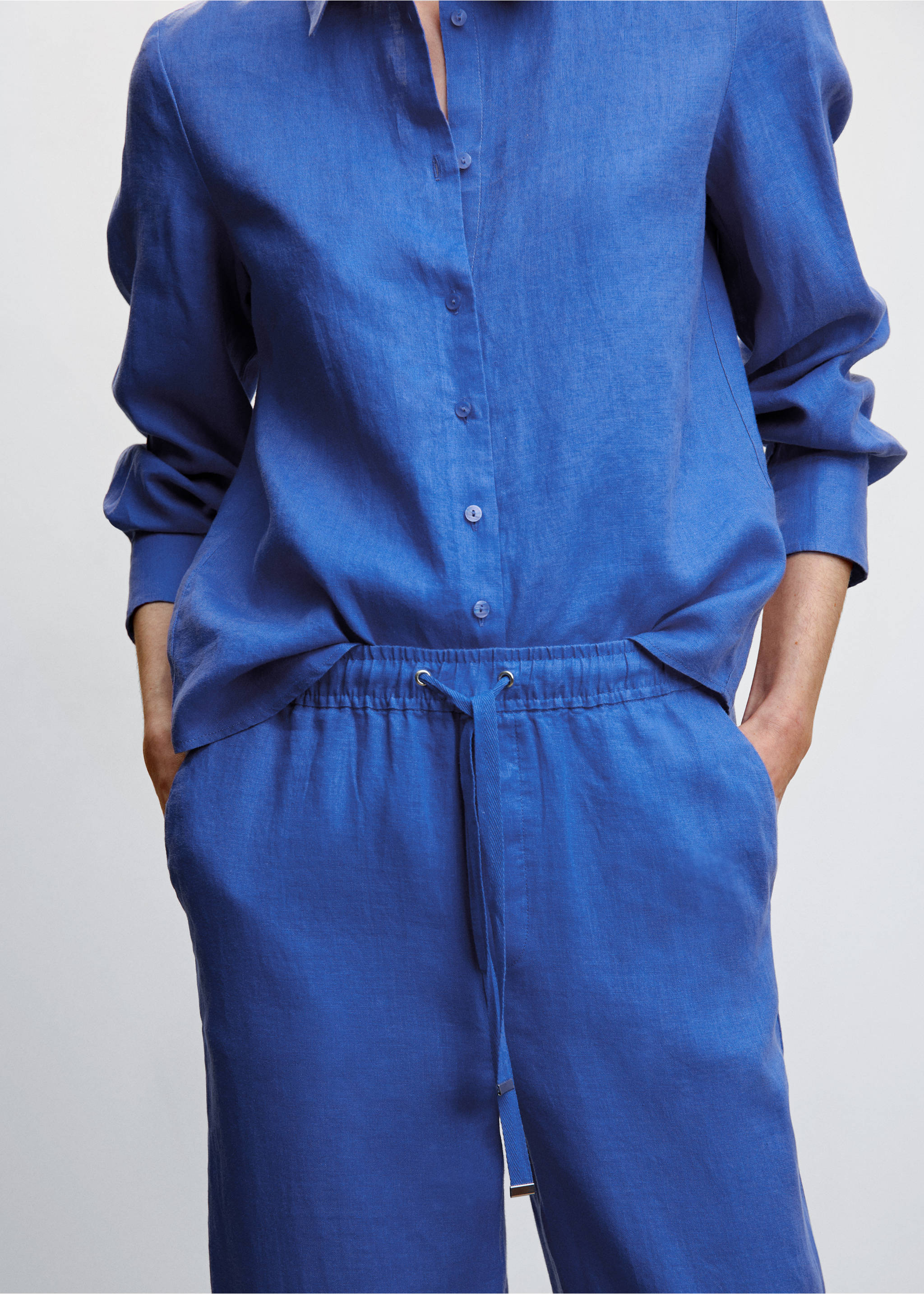 100% linen trousers - Details of the article 3, Blue. Ref: 57071177-00.