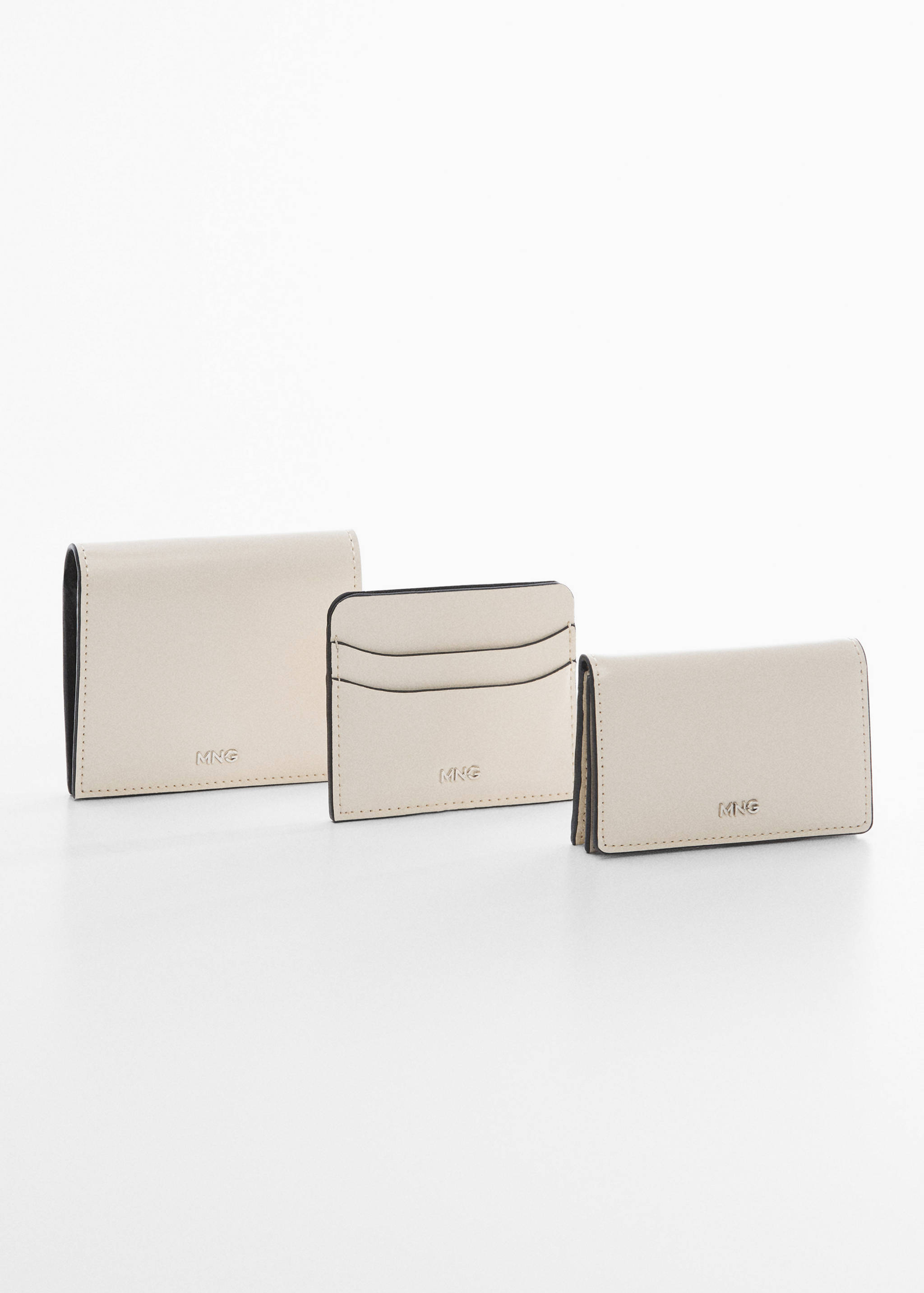 Embossed wallet with logo - Details of the article 1