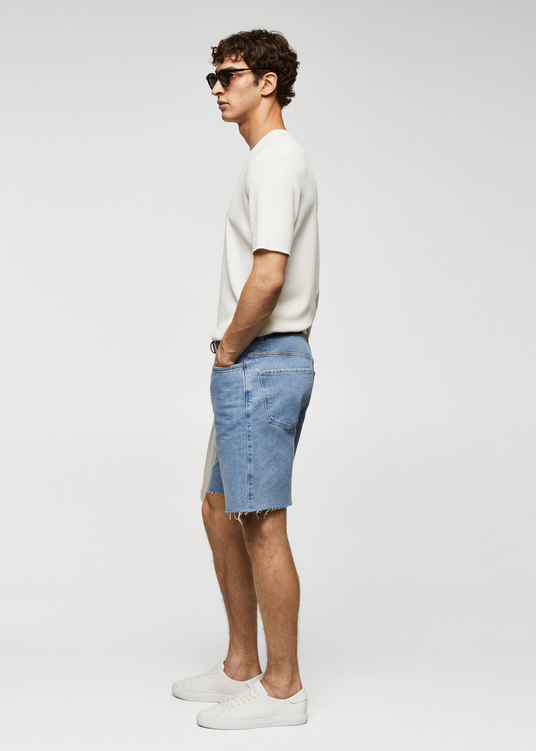 Regular-fit denim shorts - Details of the article 2