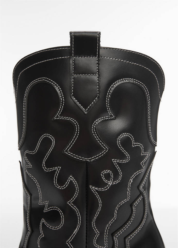 Leather cowboy ankle boots with seams — Black
