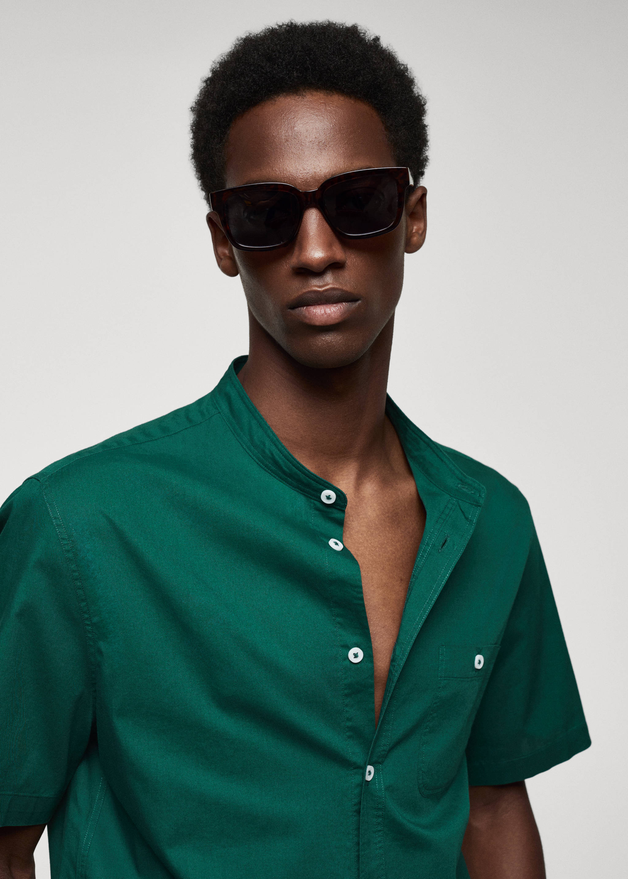 100% cotton mandarin collar shirt - Details of the article 1