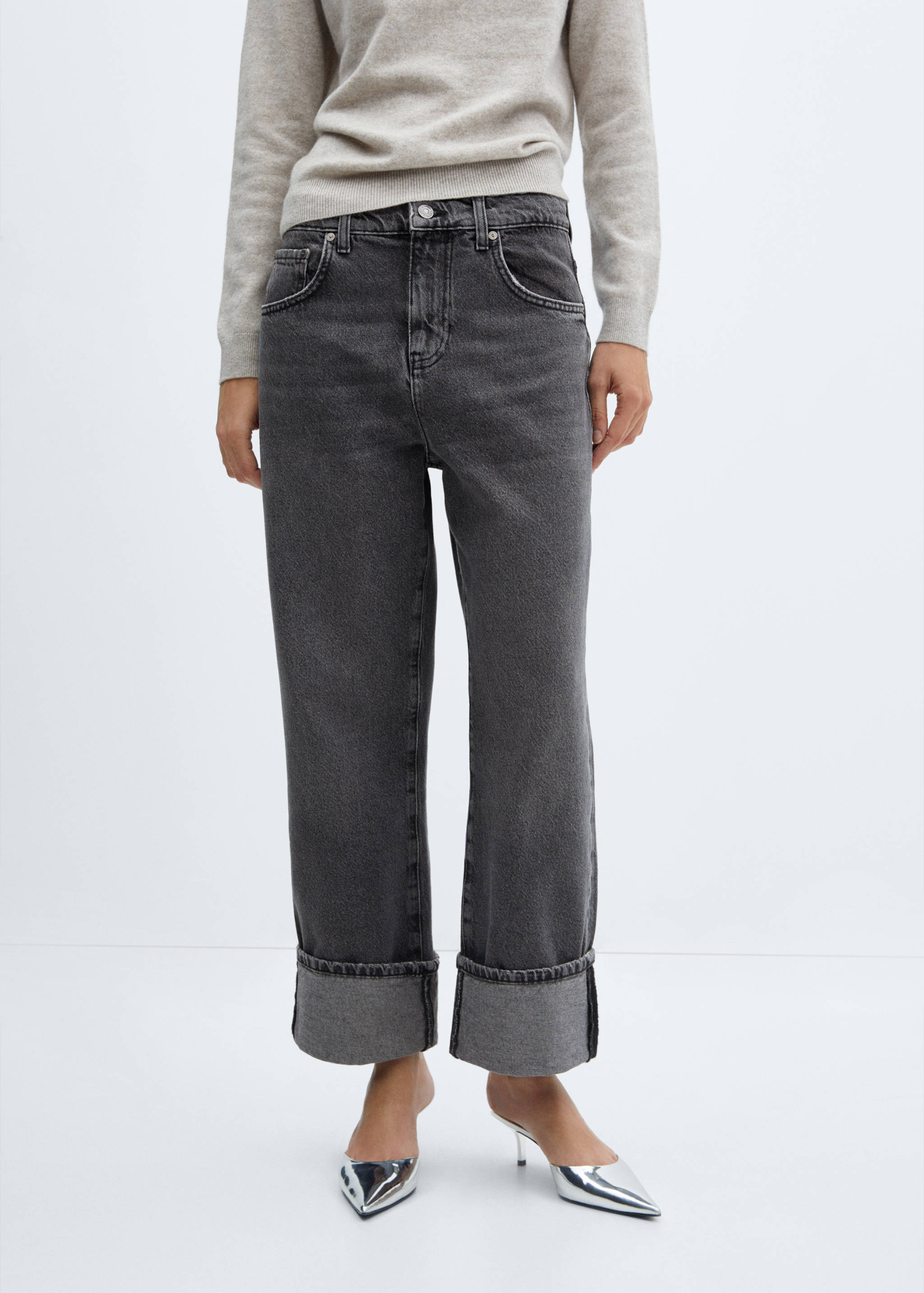 Wide leg jeans with turned-up hem - Medium plane