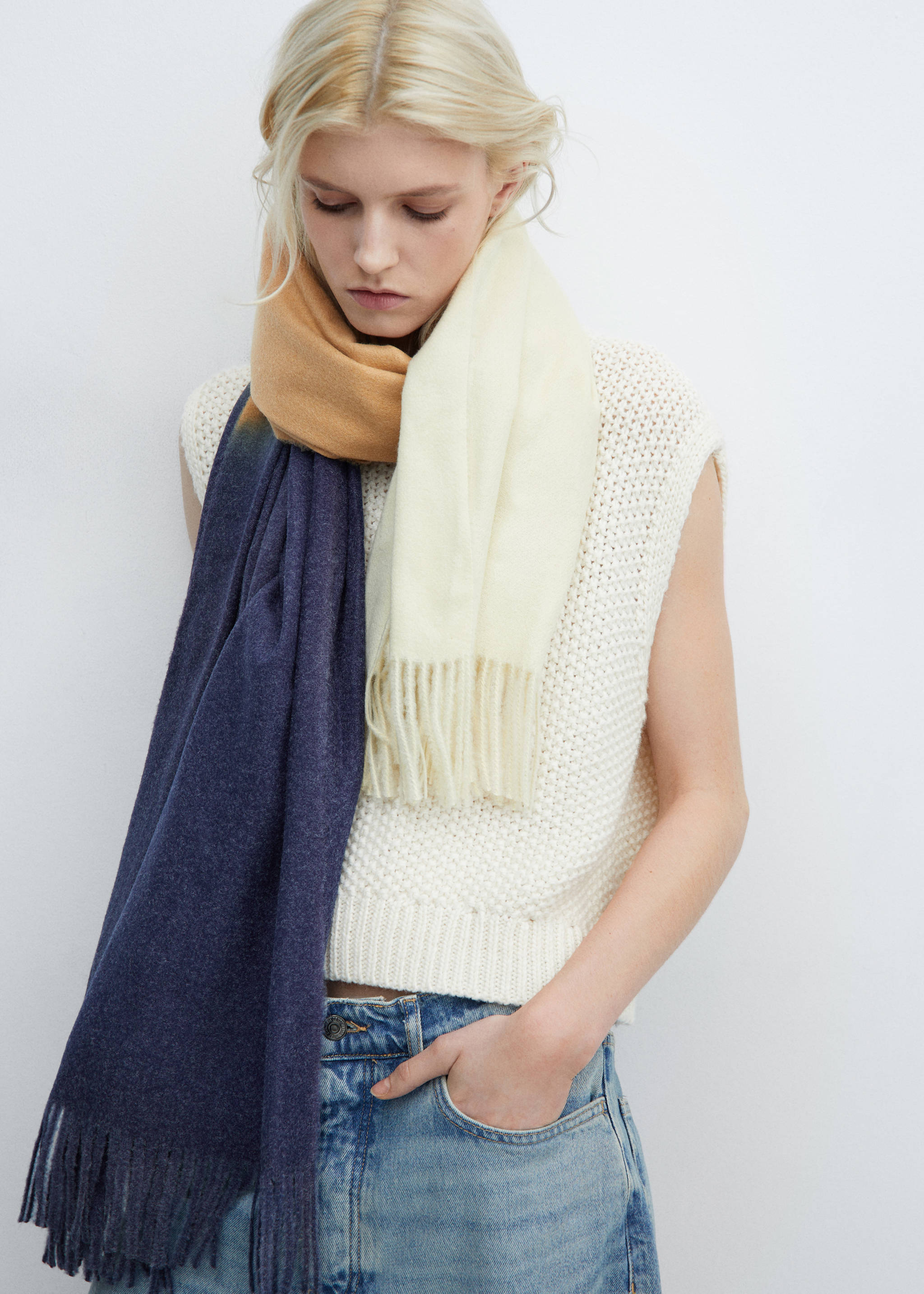 Bufanda degradada flecos - Plano general