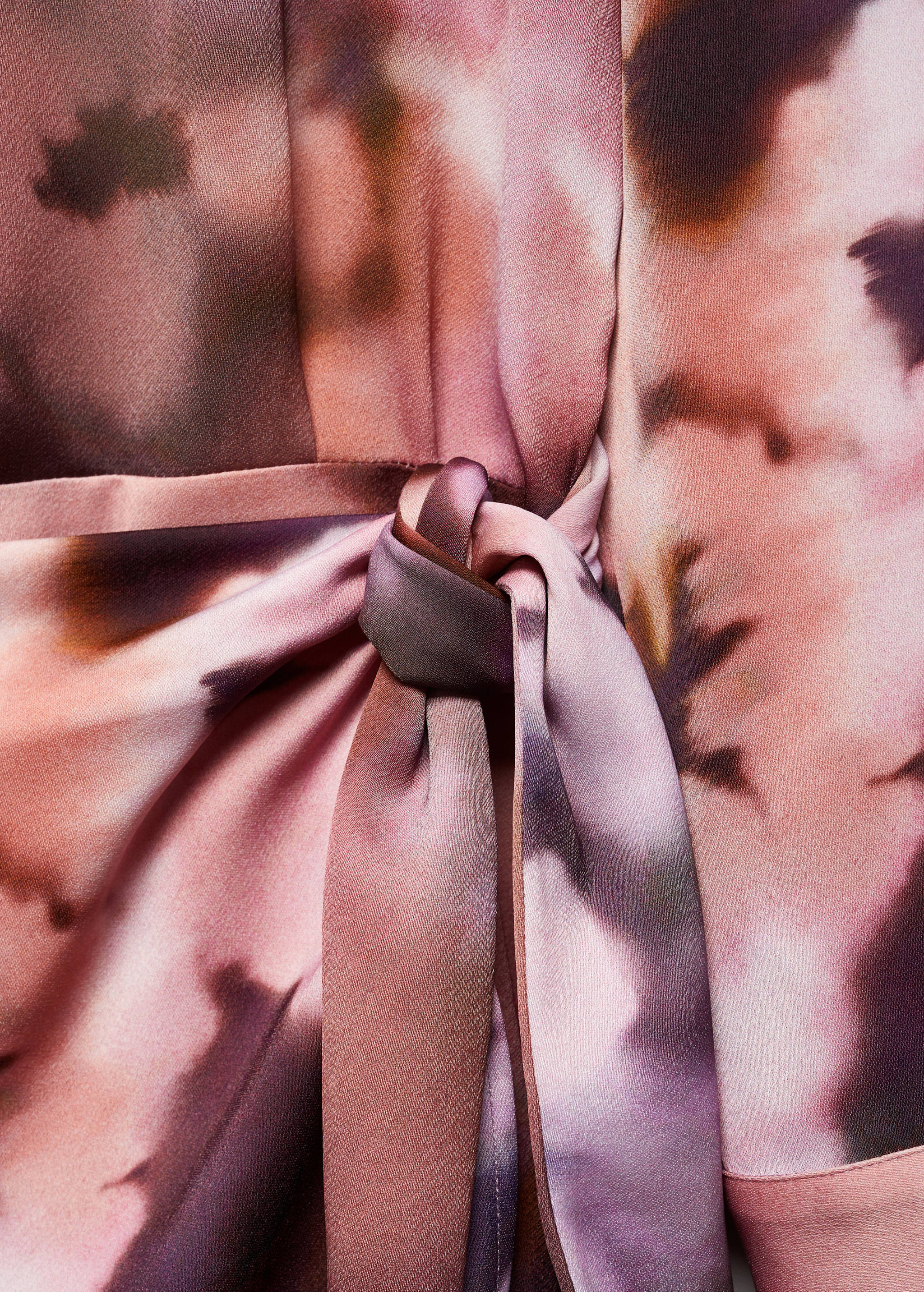 Floral-print wrap dress - Details of the article 8