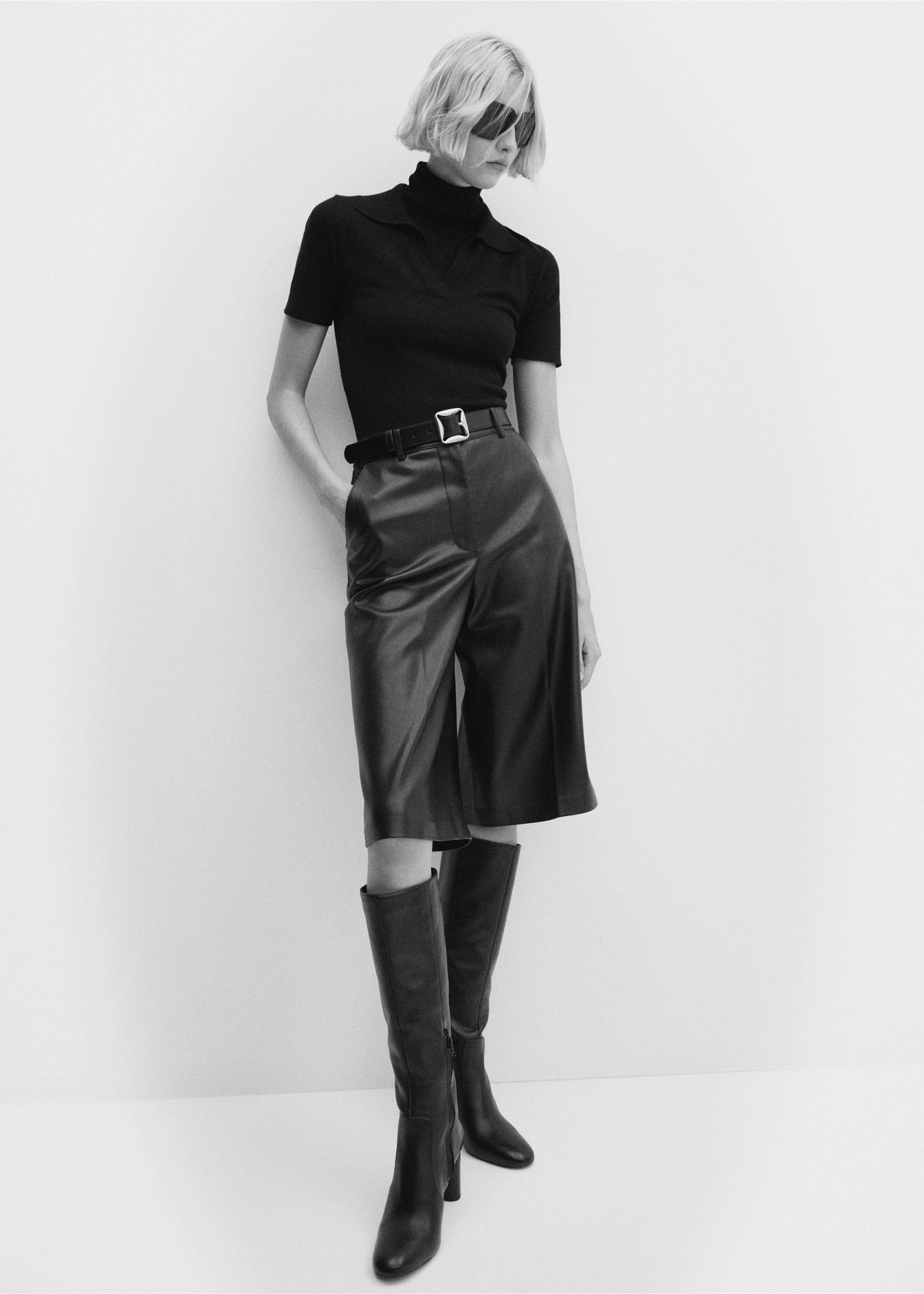 Faux-leather Bermuda shorts - Details of the article 2, Black. Ref: 57075967-00.
