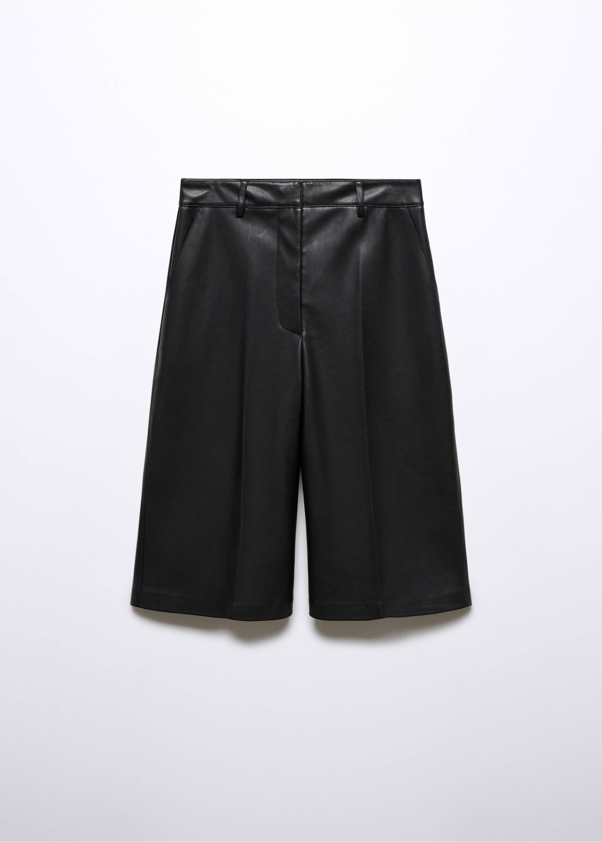 Faux-leather Bermuda shorts - Article without model, Black. Ref: 57075967-00.