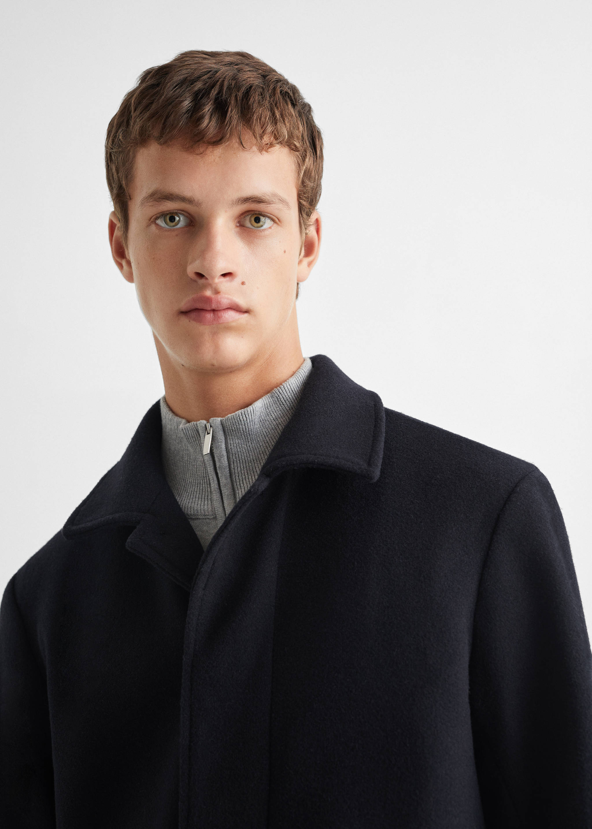 Coat with classic collar - Details of the article 1