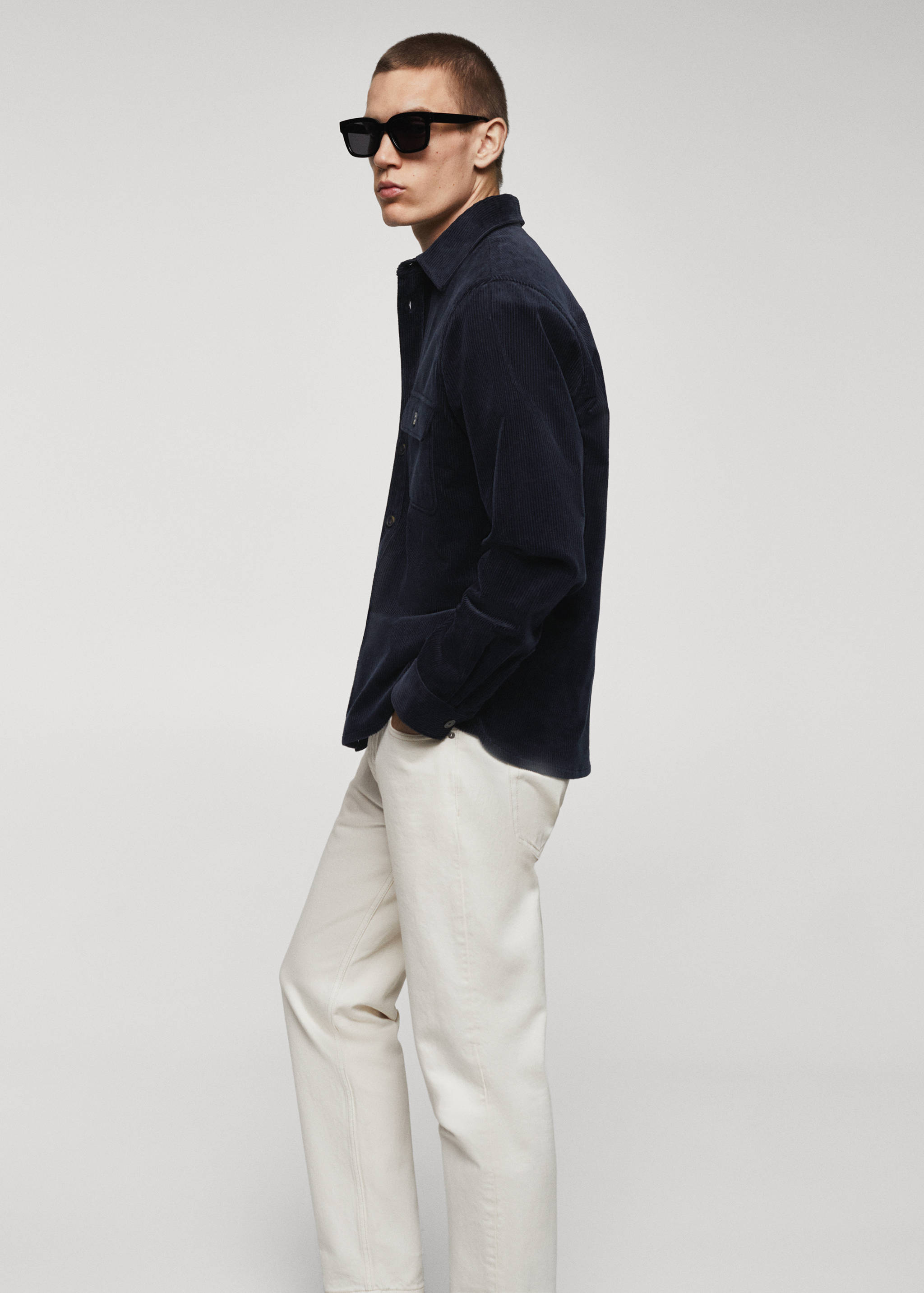 Corduroy pockets overshirt - Details of the article 2