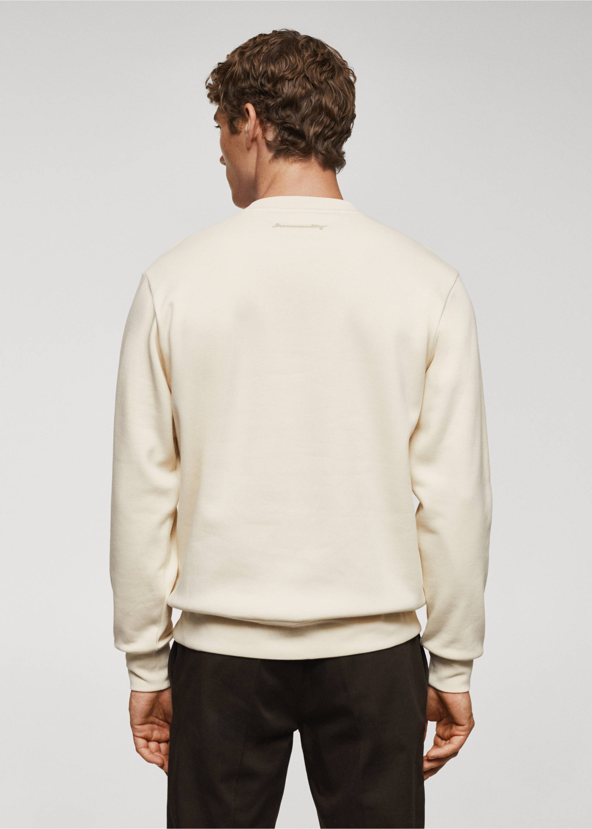 Sweat-shirt coton détails brodés - Verso de l’article, Blanc cassé. Ref: 57077748-00.
