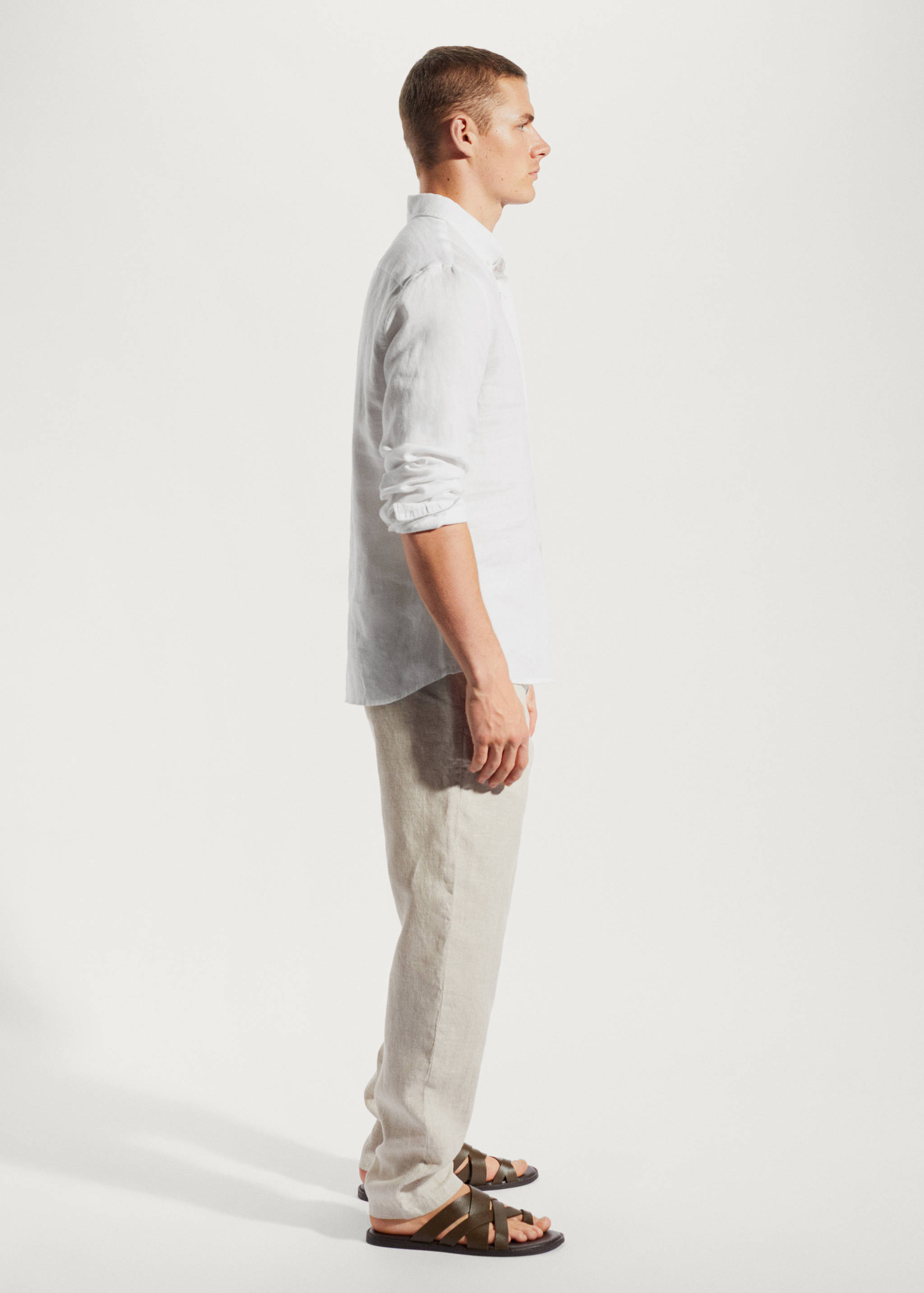 100% linen slim-fit shirt - Details of the article 2