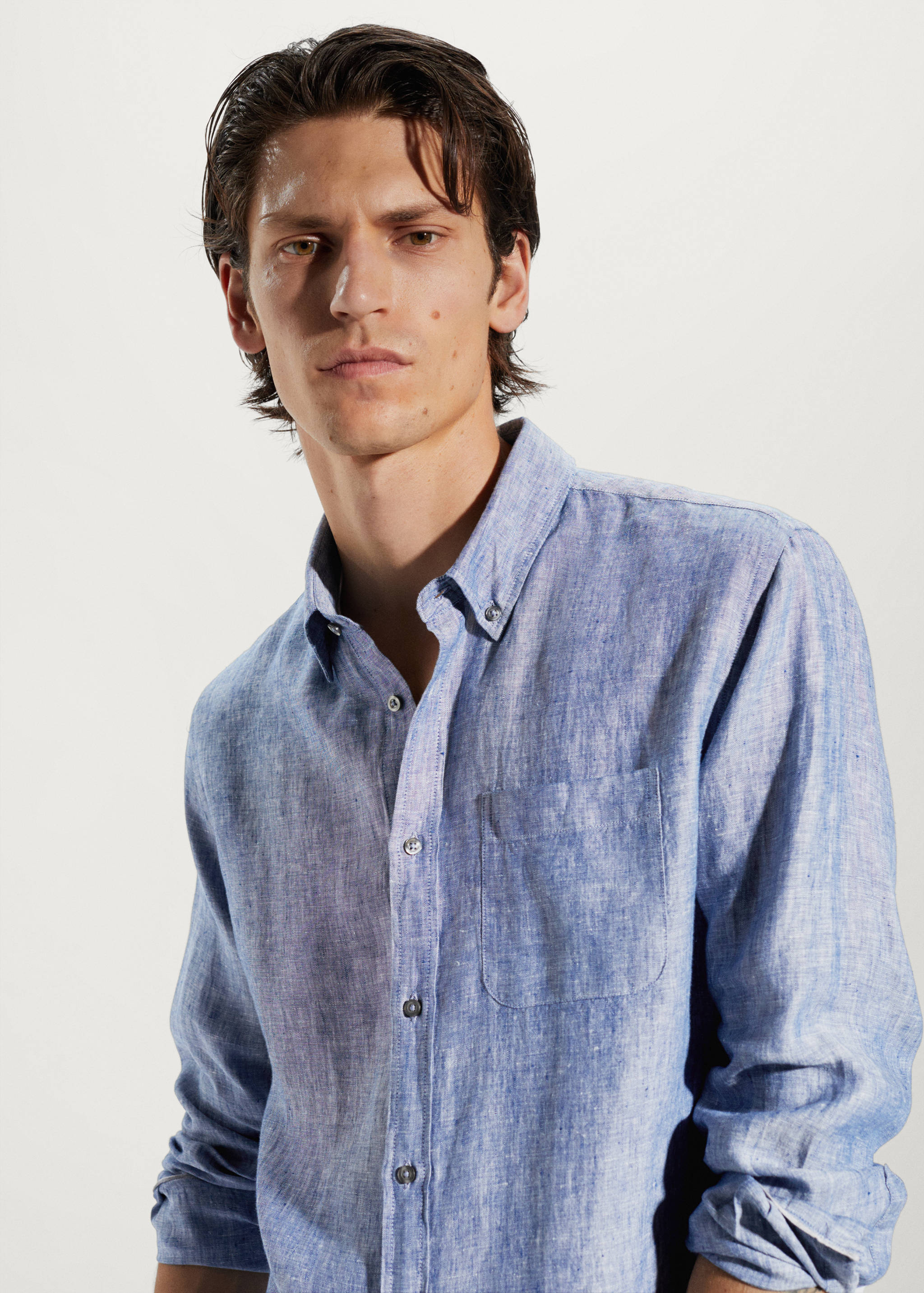 100% linen slim-fit shirt - Details of the article 1