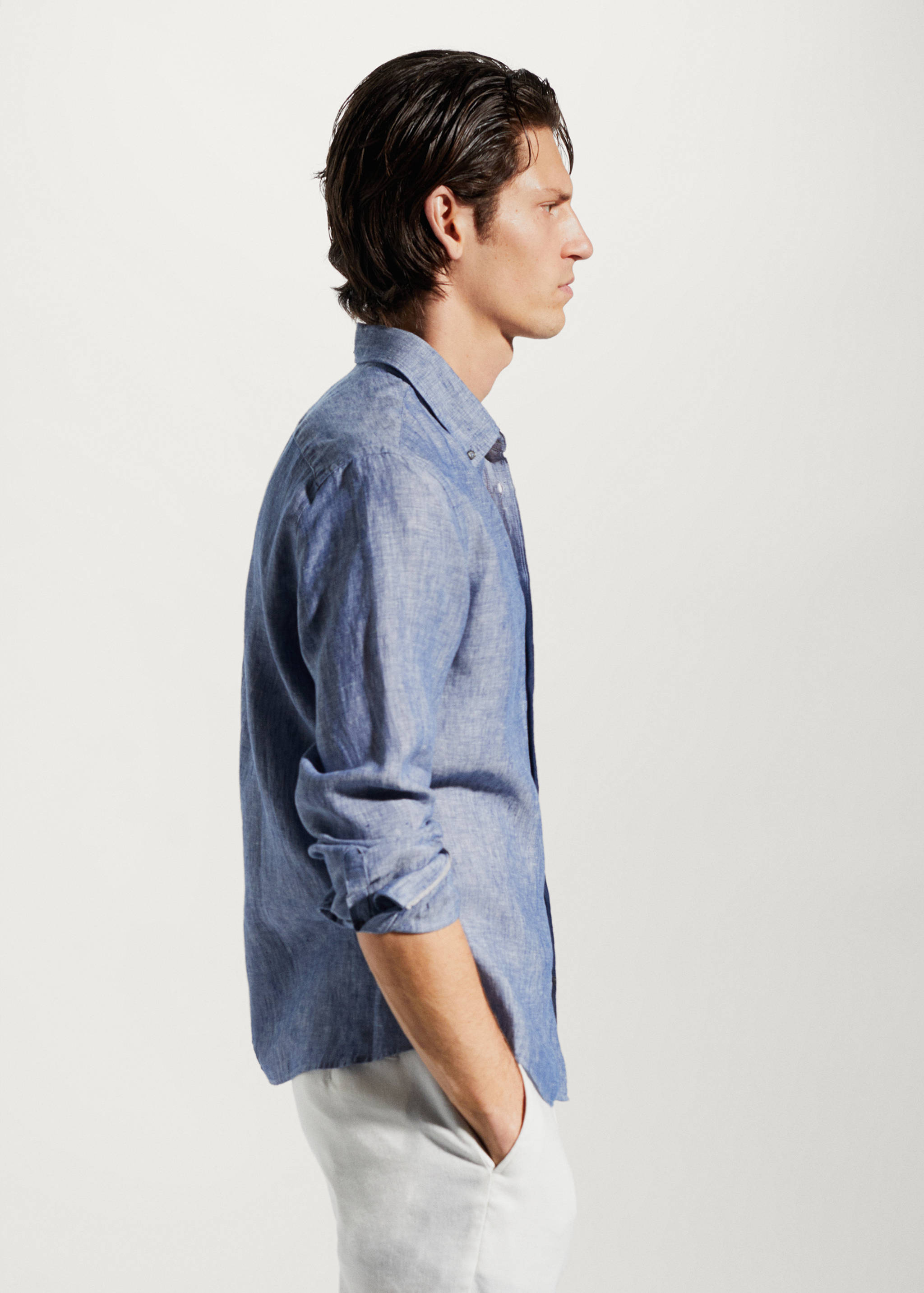 100% linen slim-fit shirt - Details of the article 2