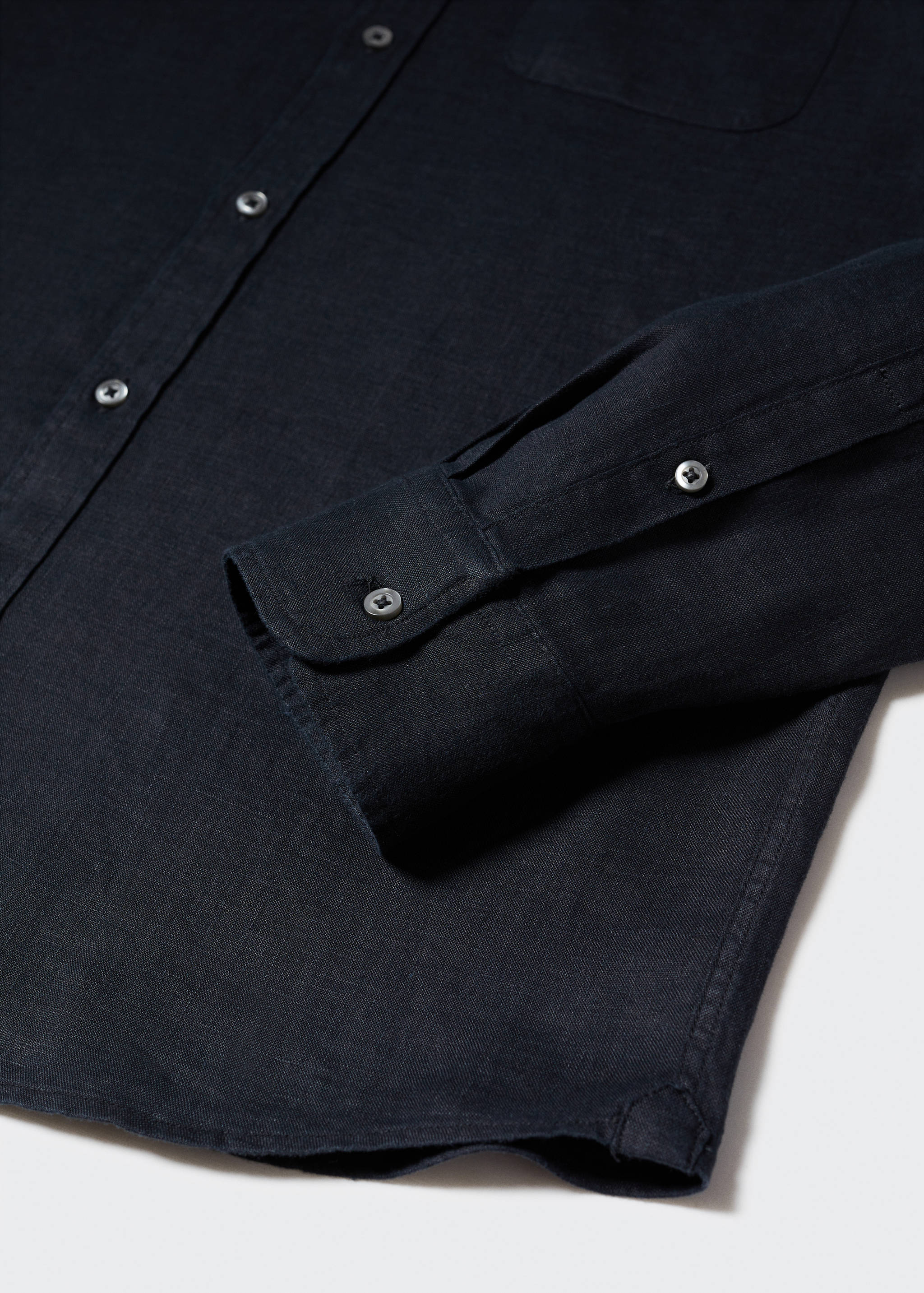 100% linen slim-fit shirt - Details of the article 8