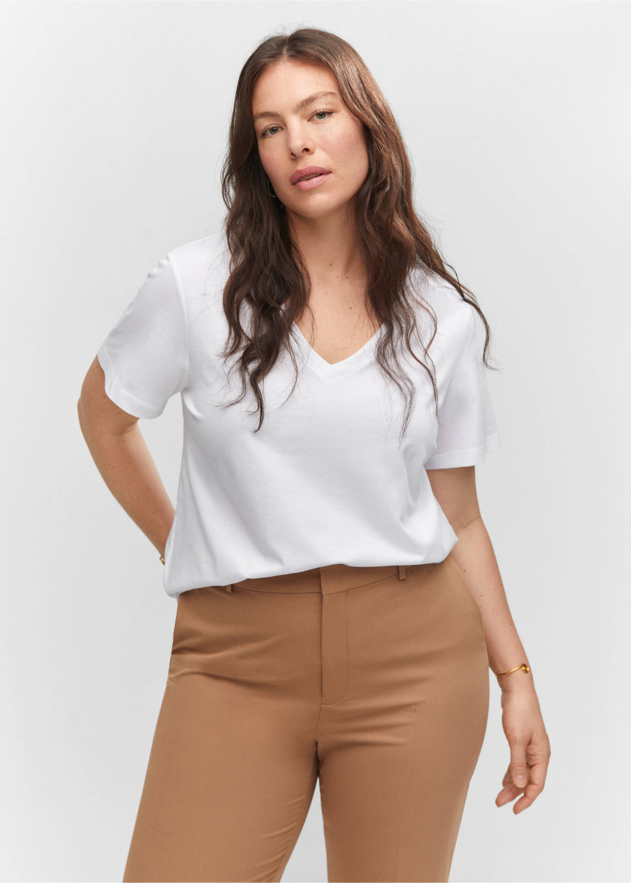 Camiseta algodón cuello pico - Detalle del artículo 5, Blanco. Ref: 57082001-00.